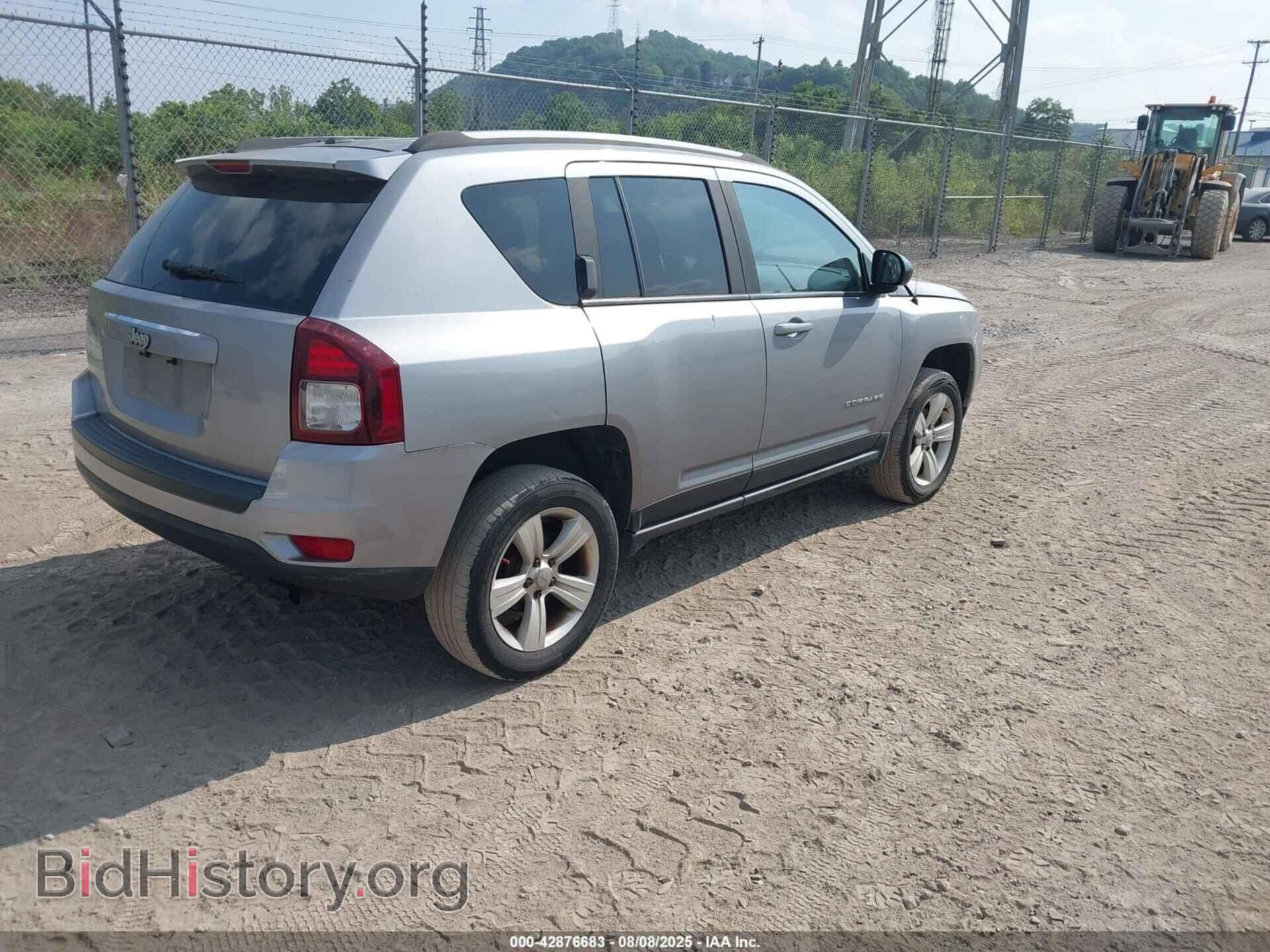 2016 JEEP COMPASS - VIN: 1C4NJCBA2GD648565 - Фото 4