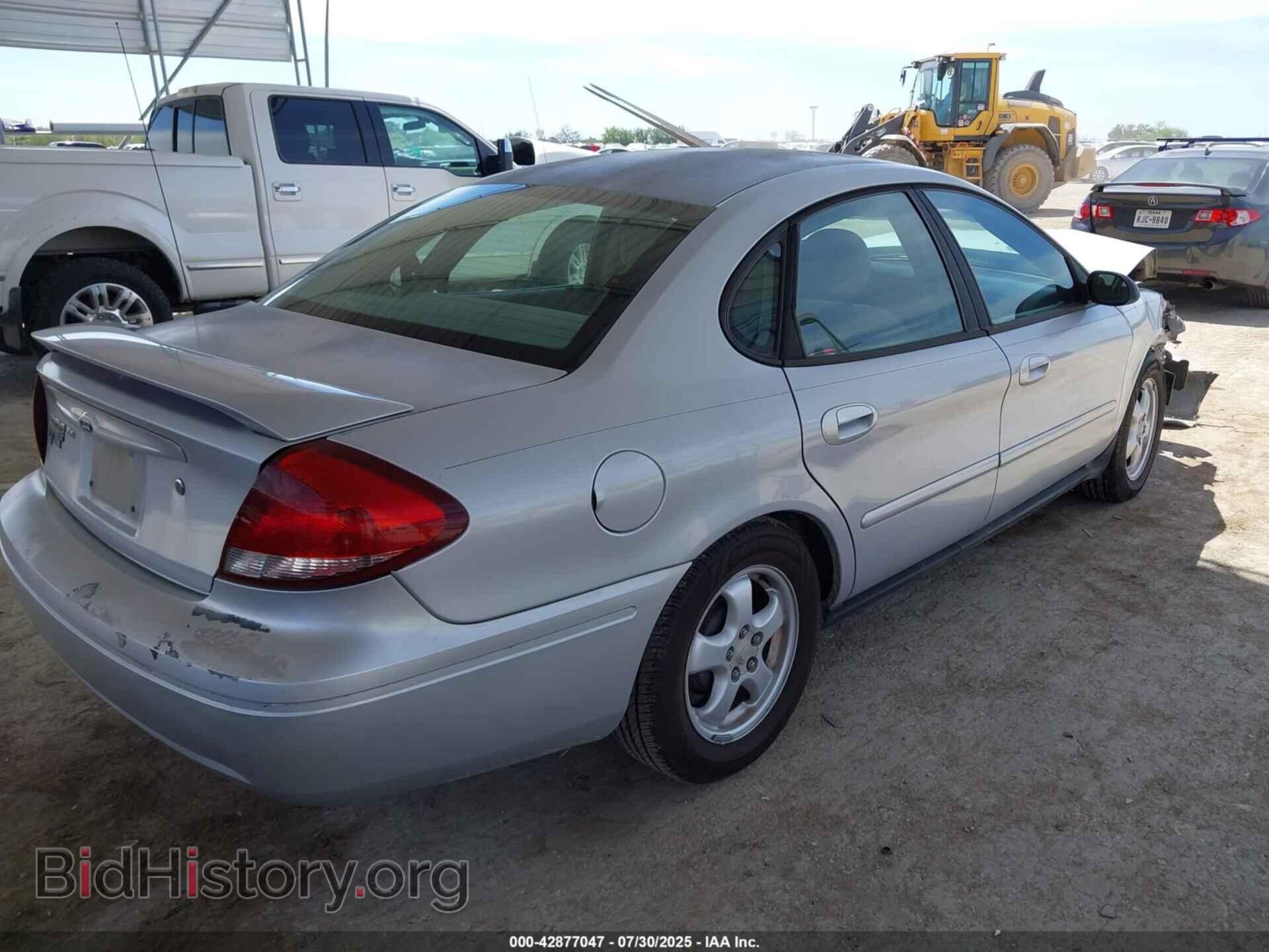 2007 FORD TAURUS - VIN: 1FAFP53U47A197332 - Фото 4