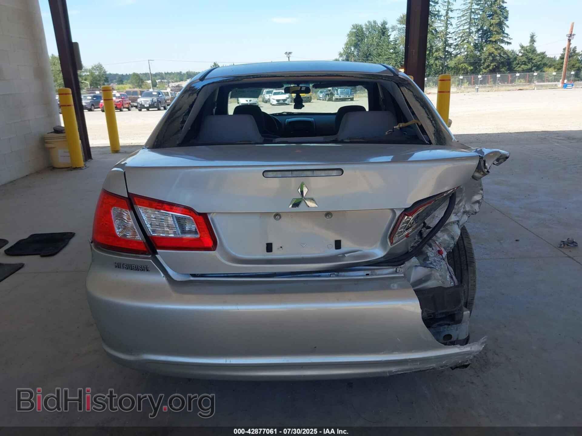 2011 MITSUBISHI GALANT - VIN: 4A32B2FF1BE005219 - Фото 16