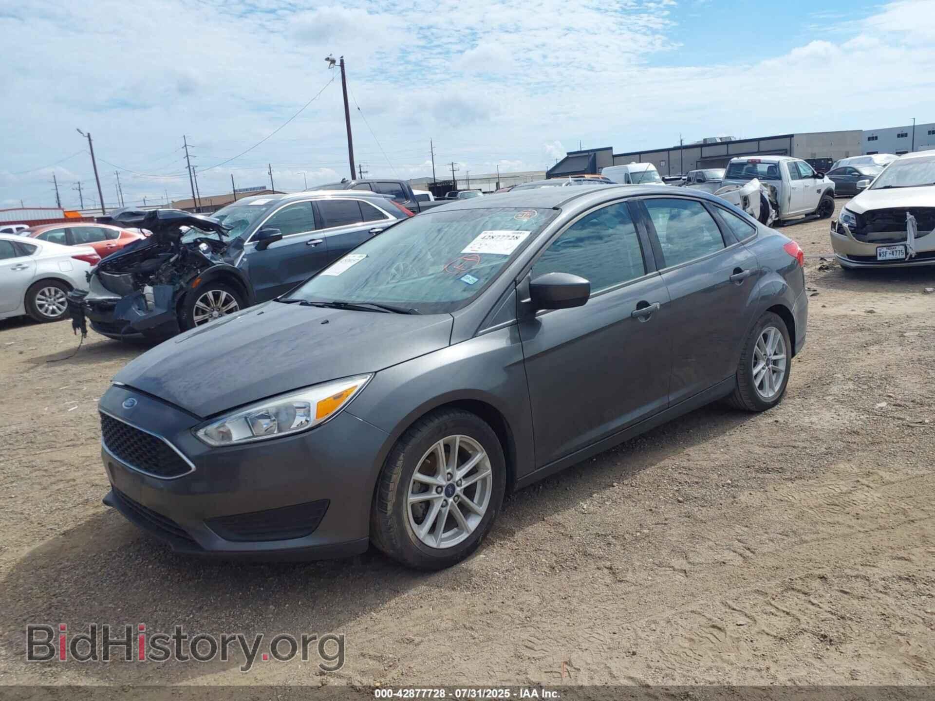 2018 FORD FOCUS - VIN: 1FADP3F21JL295509 - Фото 2