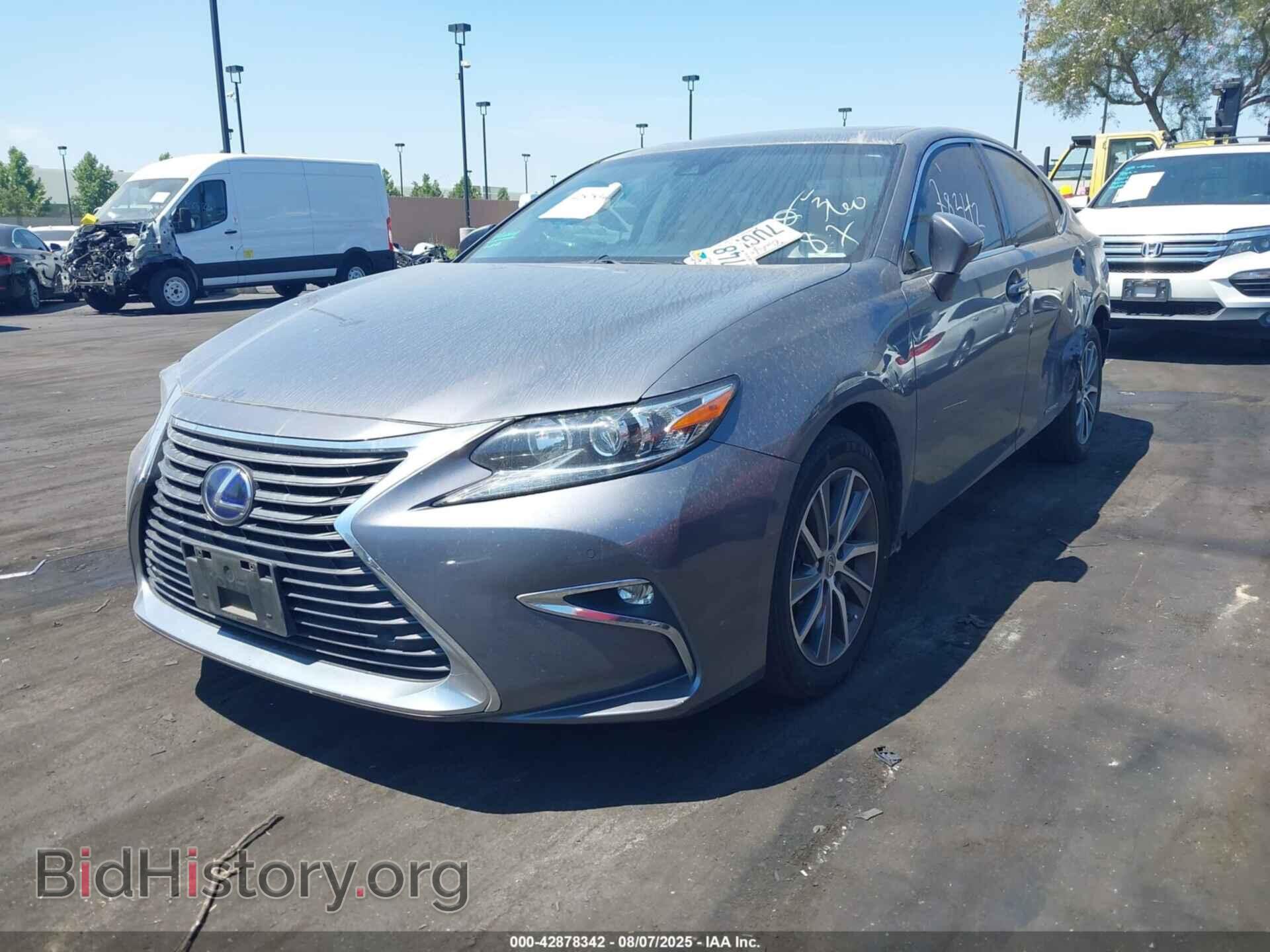 2016 LEXUS ES 300H - VIN: JTHBW1GGXG2128307 - Фото 2