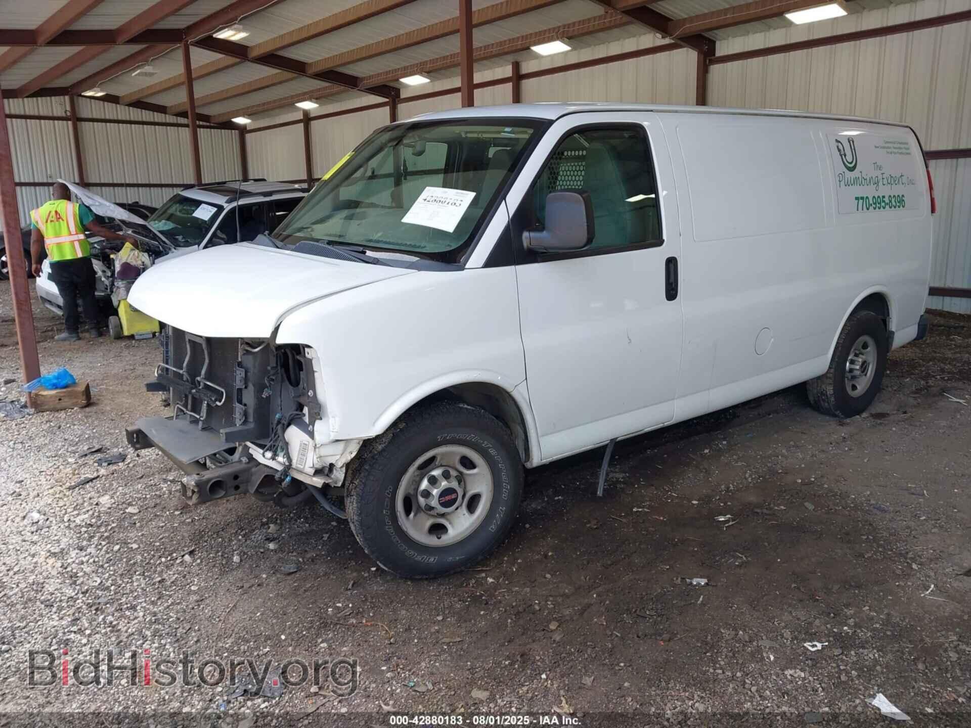 2014 GMC SAVANA 2500 - VIN: 1GTW7FCA5E1911097 - Photo 2