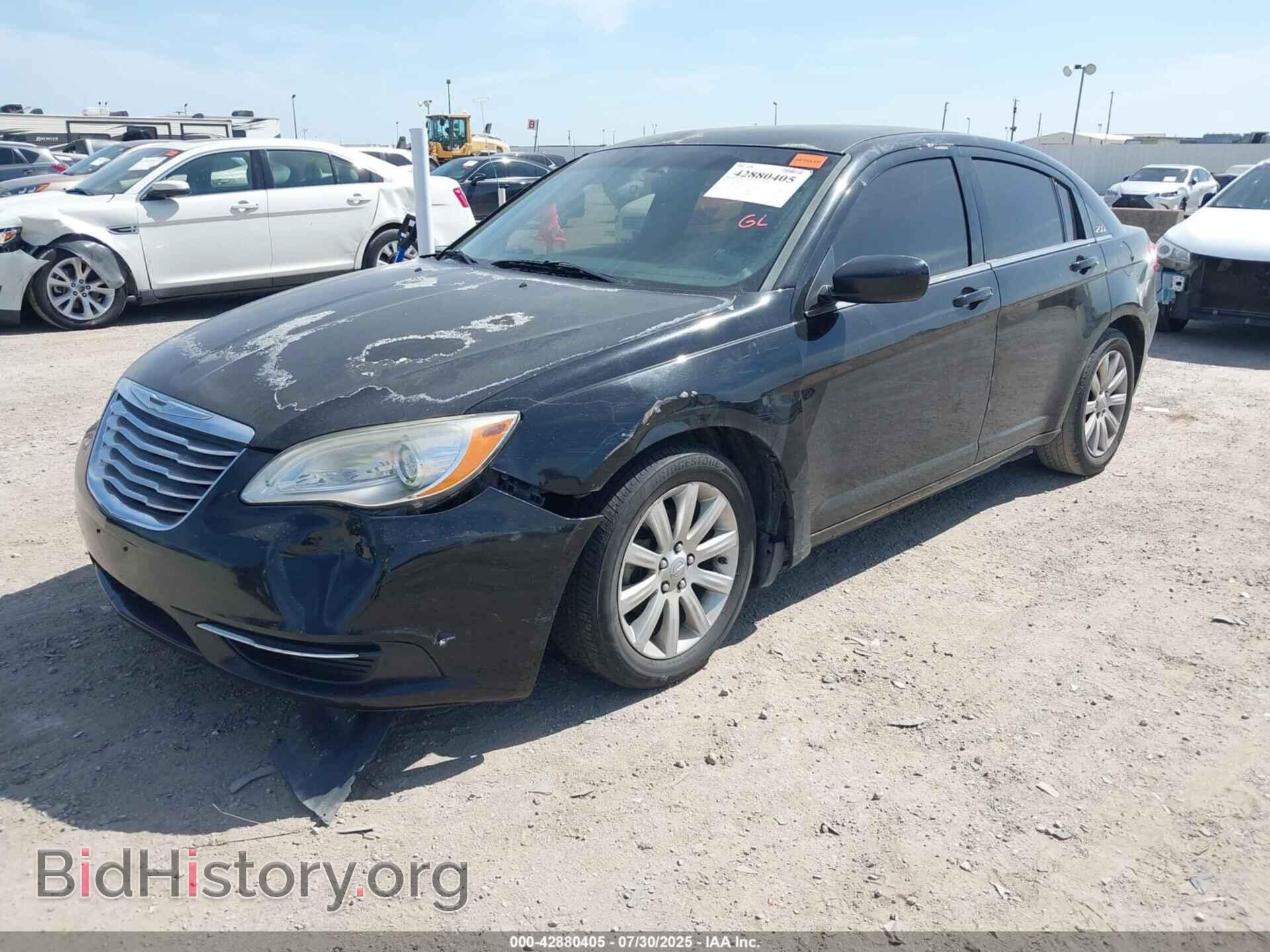 2012 CHRYSLER 200 - VIN: 1C3CCBBB2CN129903 - Фото 2