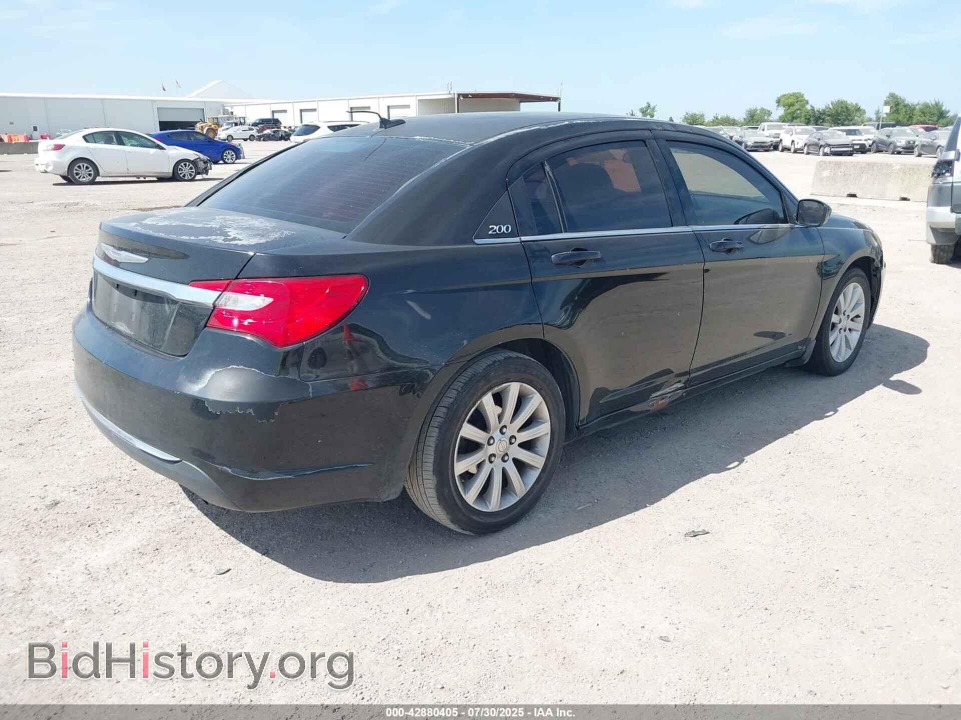 2012 CHRYSLER 200 - VIN: 1C3CCBBB2CN129903 - Фото 4