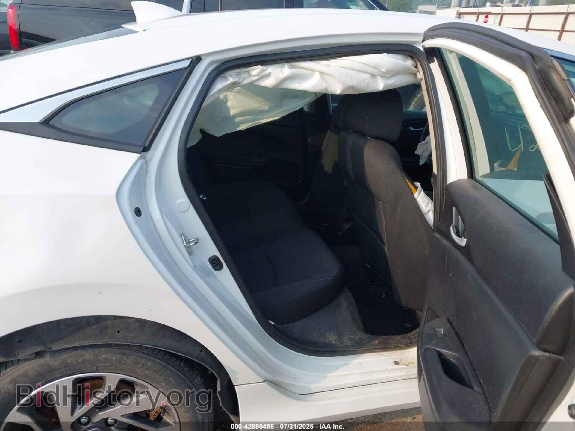 2018 HONDA CIVIC - VIN: 19XFC2F77JE005299 - Фото 8