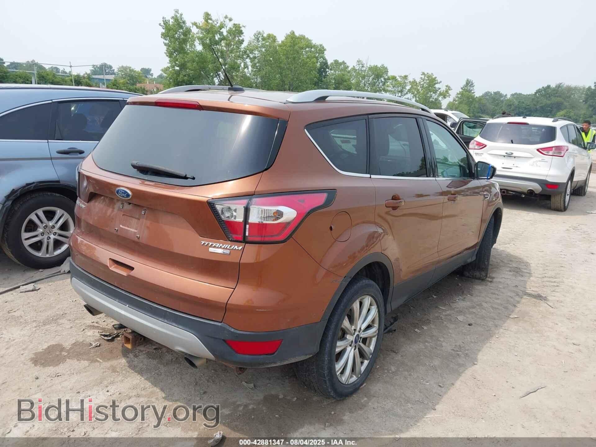 2017 FORD ESCAPE - VIN: 1FMCU9J90HUF10142 - Фото 4