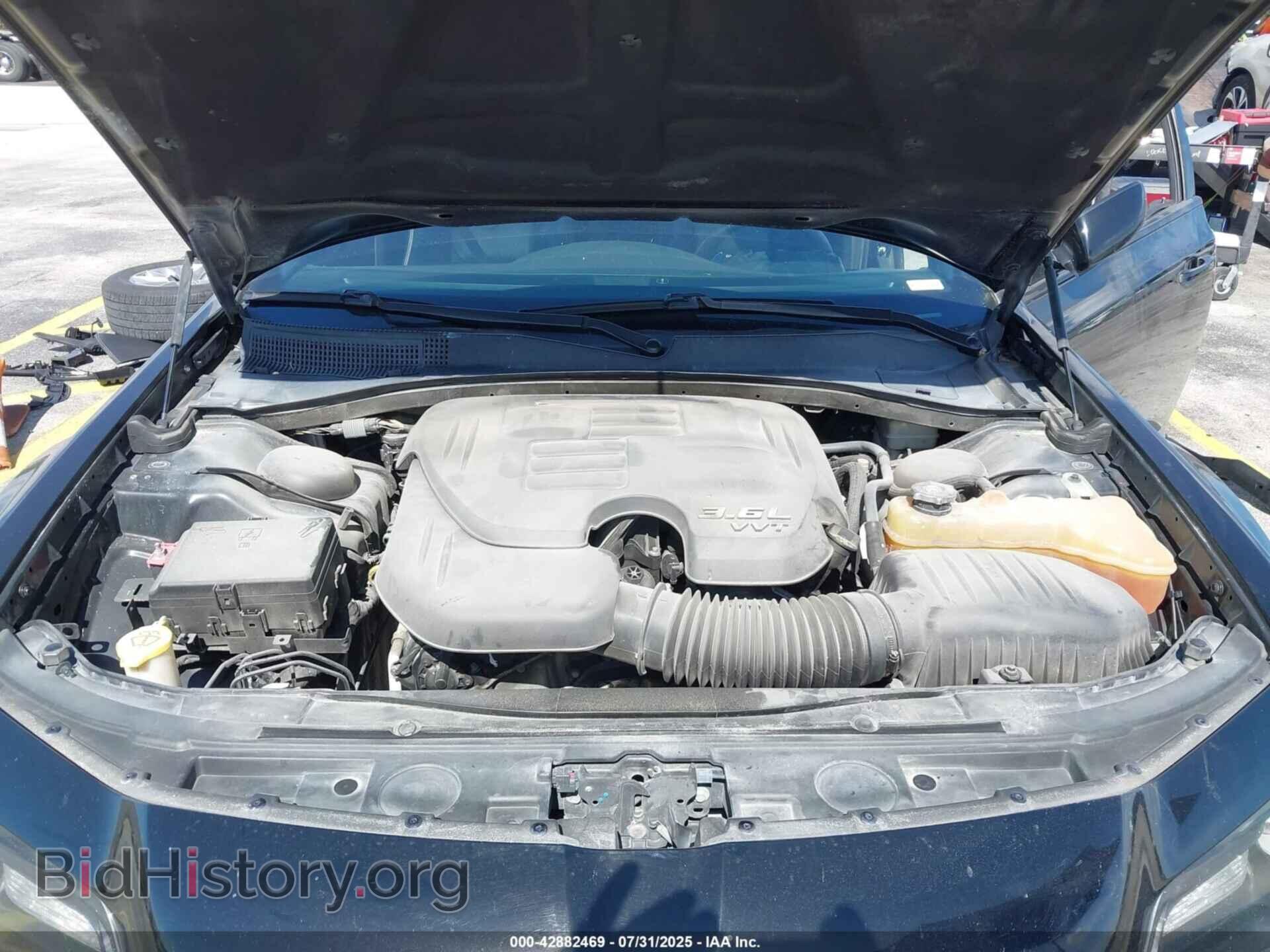 2015 CHRYSLER 300 - VIN: 2C3CCABG8FH829315 - Фото 10