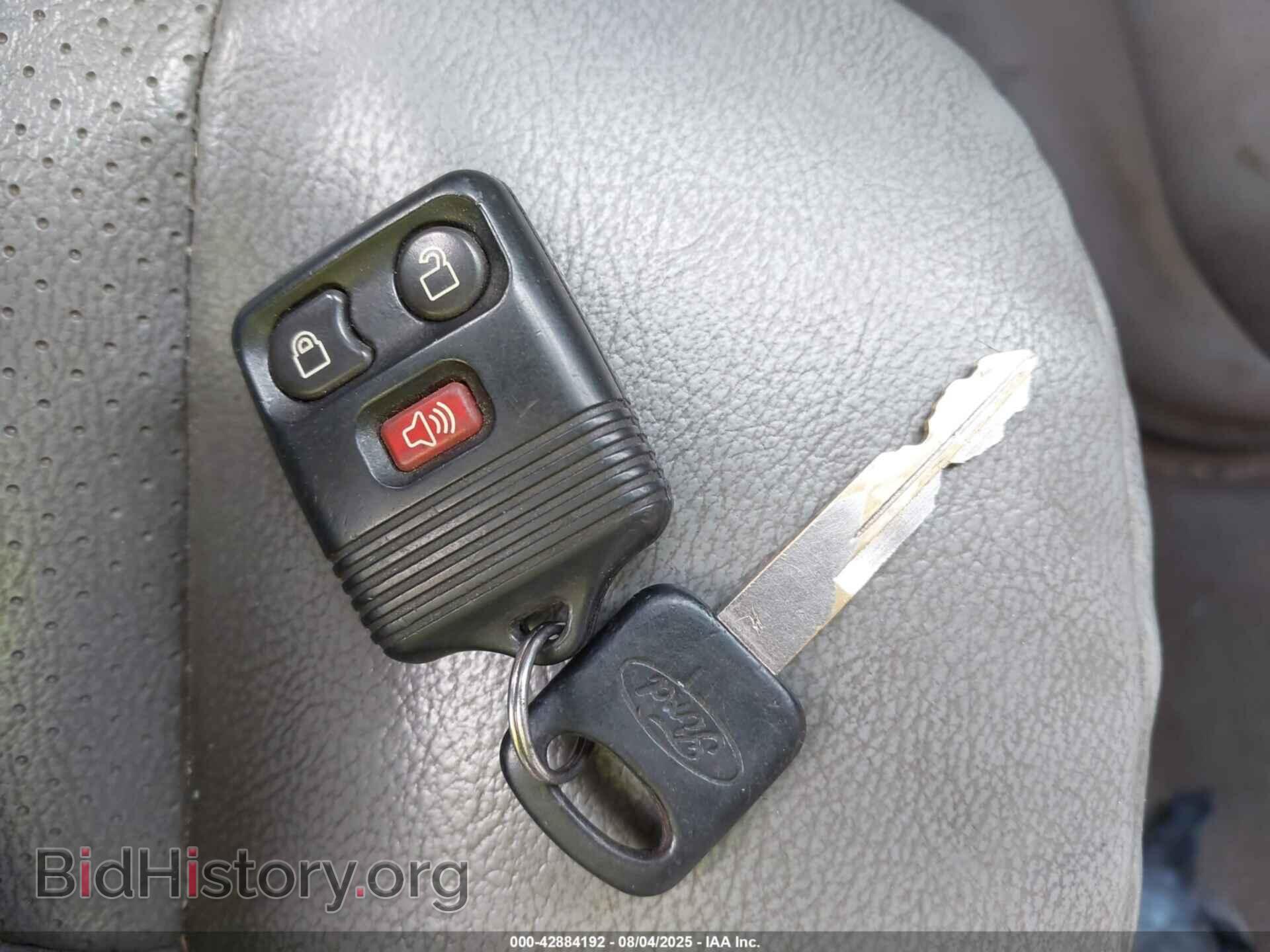 2012 FORD E-150 - VIN: 1FTNE1EL3CDA29330 - Фото 11