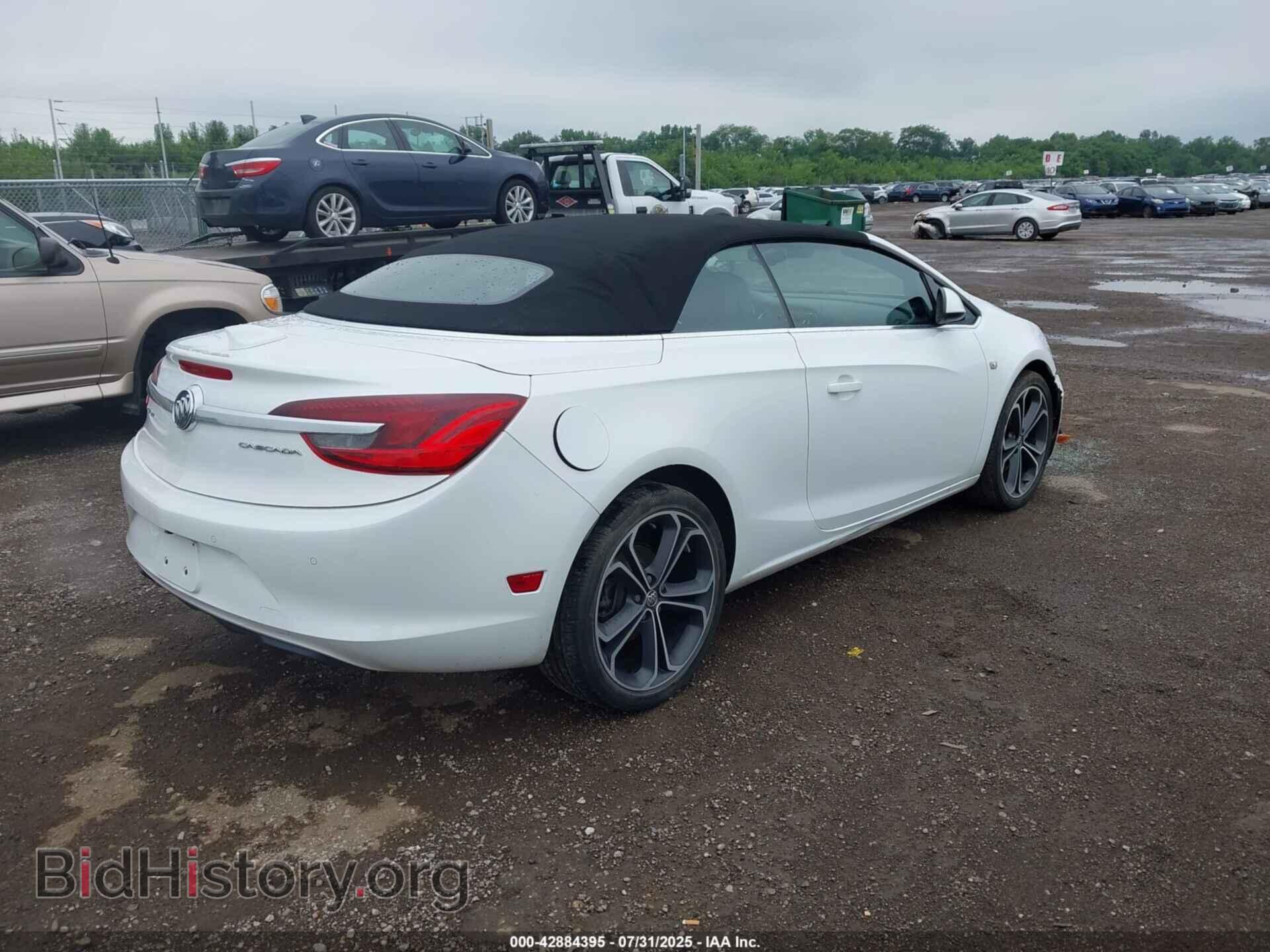 2016 BUICK CASCADA - VIN: W04WT3N58GG099749 - Photo 4