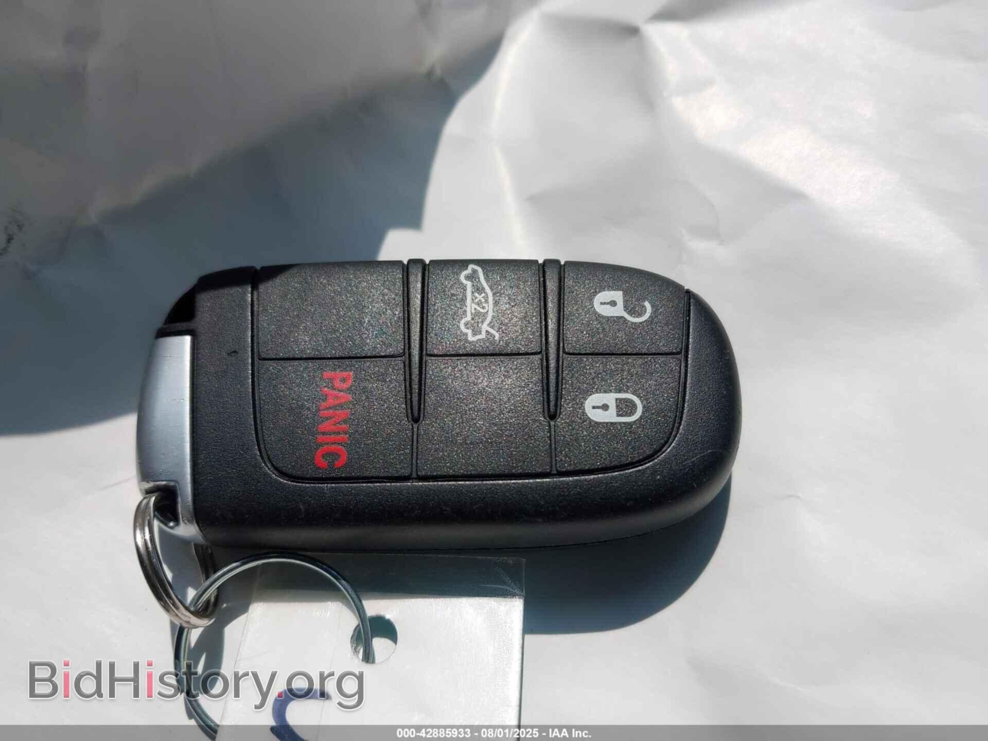 2016 CHRYSLER 200 - VIN: 1C3CCCAB9GN184880 - Фото 11