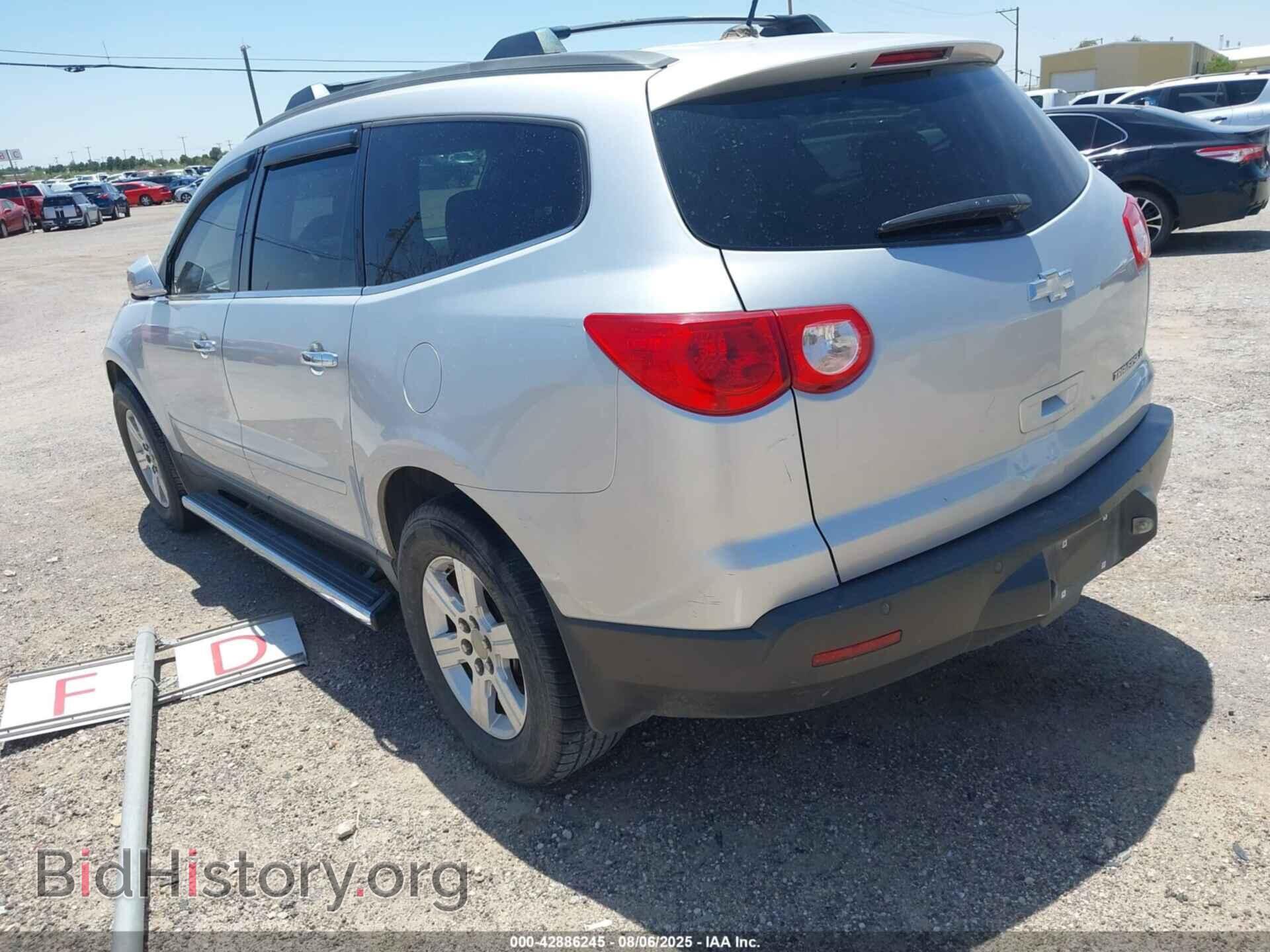 2010 CHEVROLET TRAVERSE - VIN: 1GNLRFED3AS156161 - Фото 3