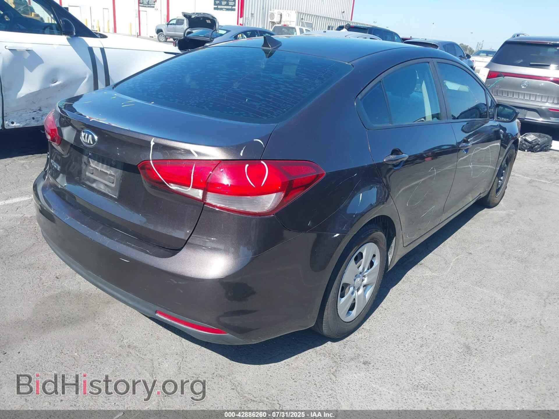 2017 KIA FORTE - VIN: 3KPFL4A72HE114850 - Фото 4