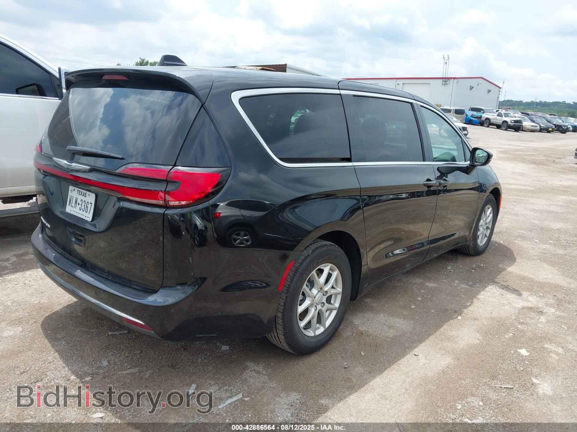 2025 CHRYSLER PACIFICA - VIN: 2C4RC1BG7SR584131 - Фото 4