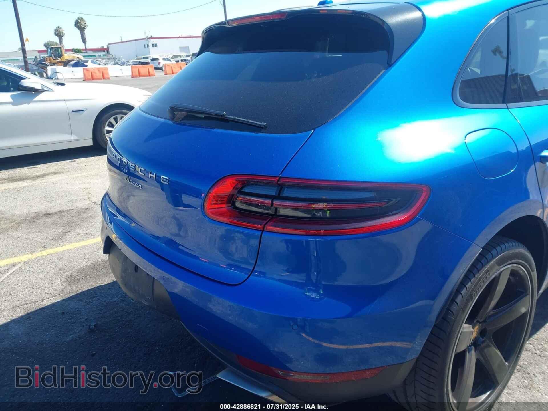 2017 PORSCHE MACAN - VIN: WP1AA2A58HLB07314 - Photo 4