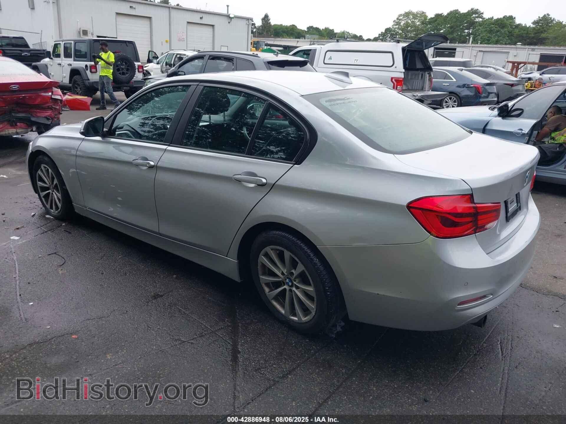 2016 BMW 320I - VIN: WBA8E5G53GNT40689 - Фото 3