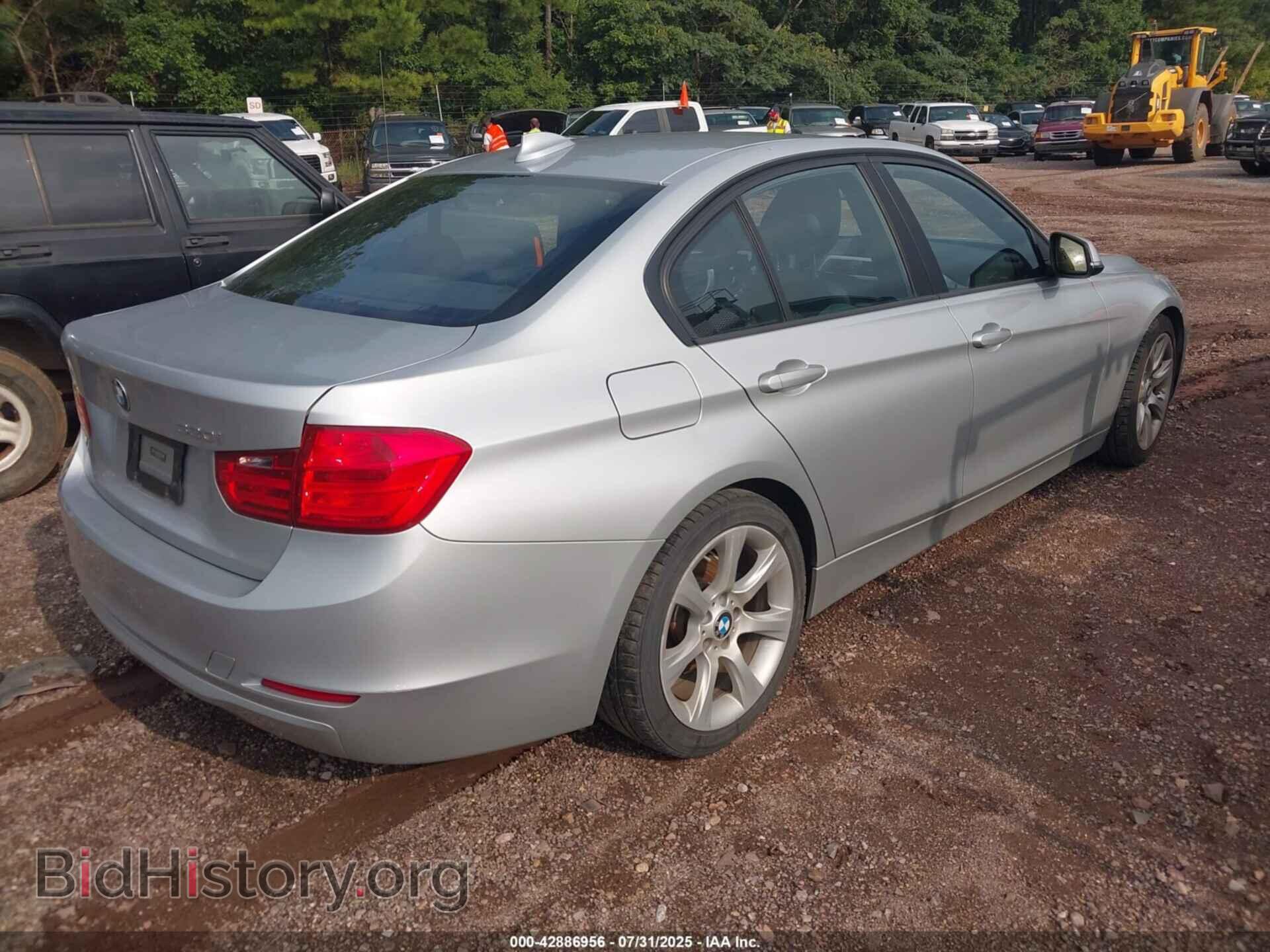 2014 BMW 320I - VIN: WBA3B1C58EK131237 - Фото 4