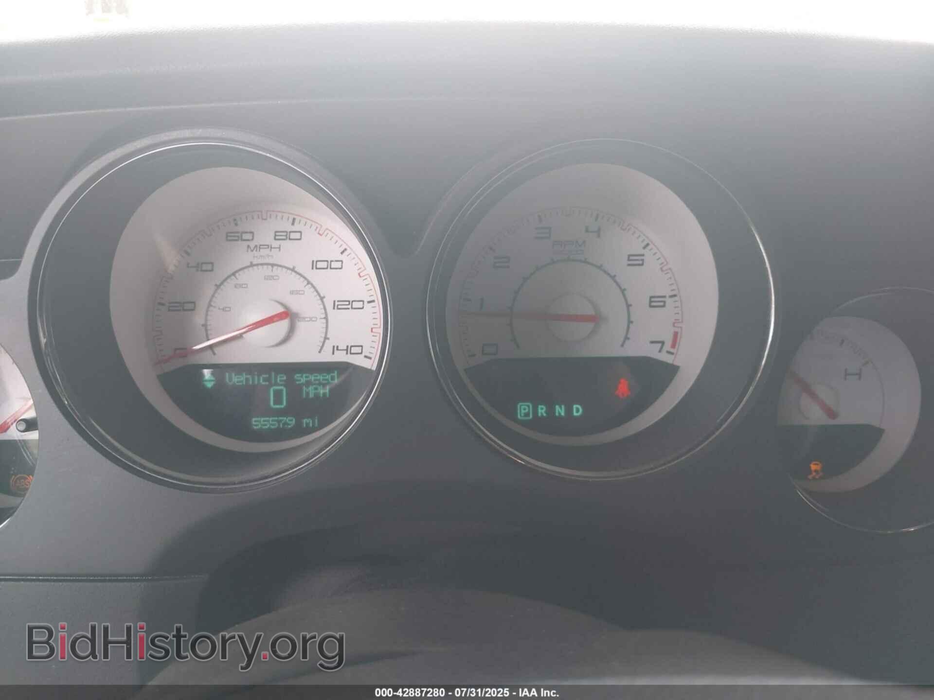 2014 DODGE CHALLENGER - VIN: 2C3CDYAG0EH196802 - Фото 7