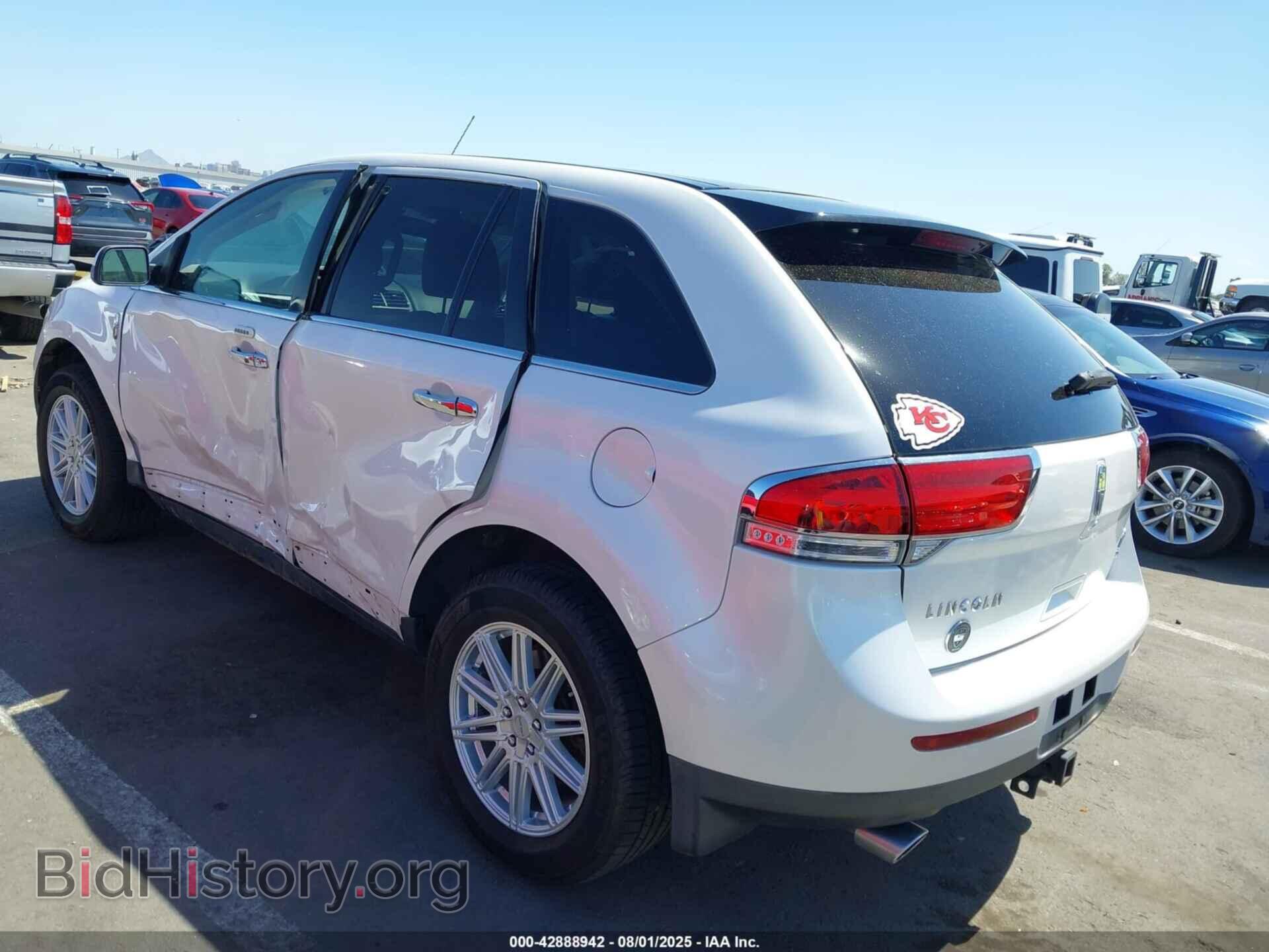 2011 LINCOLN MKX - VIN: 2LMDJ8JK2BBJ28013 - Фото 3