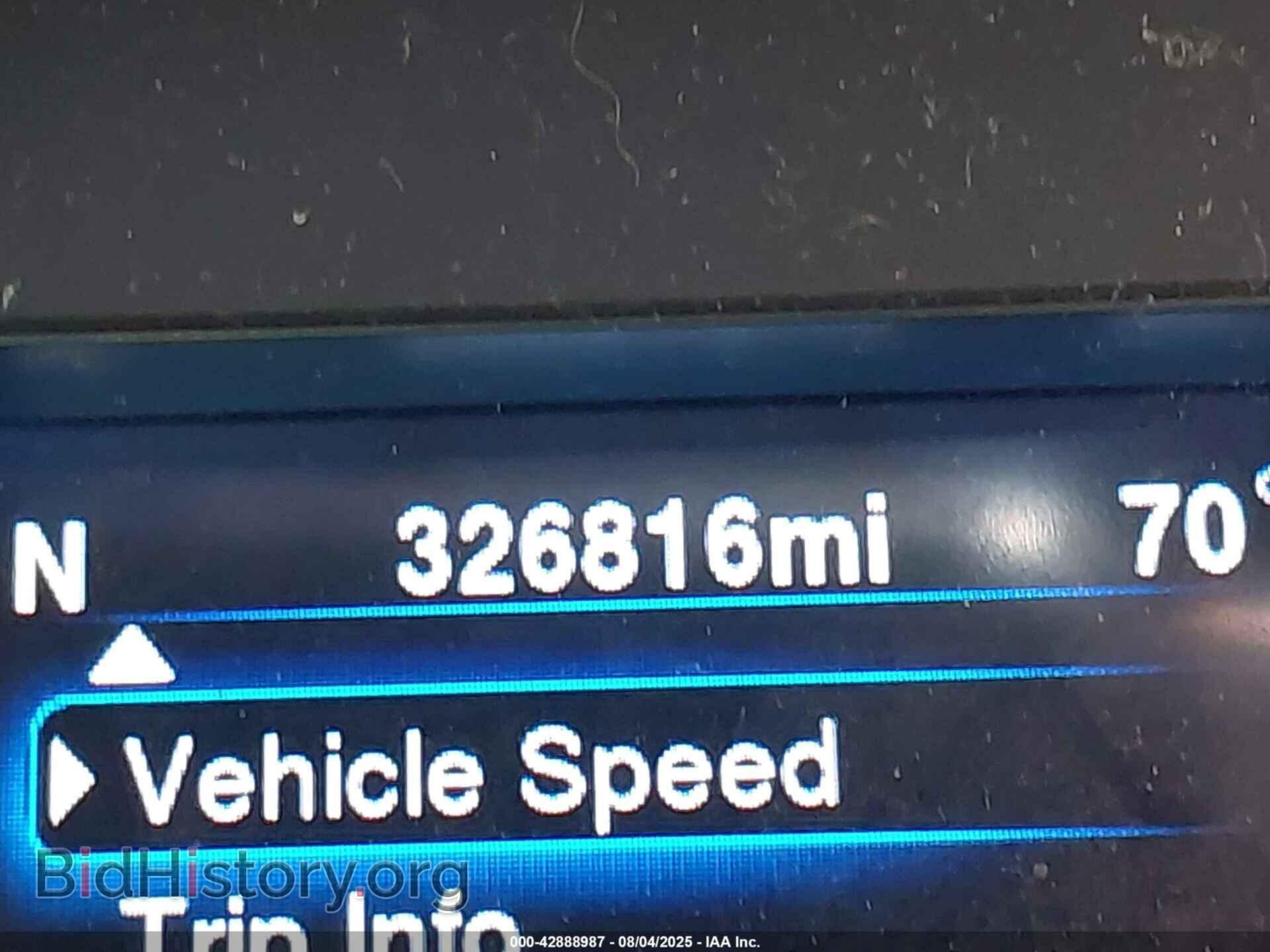 2014 CHRYSLER 300 - VIN: 2C3CCARG4EH384561 - Фото 15