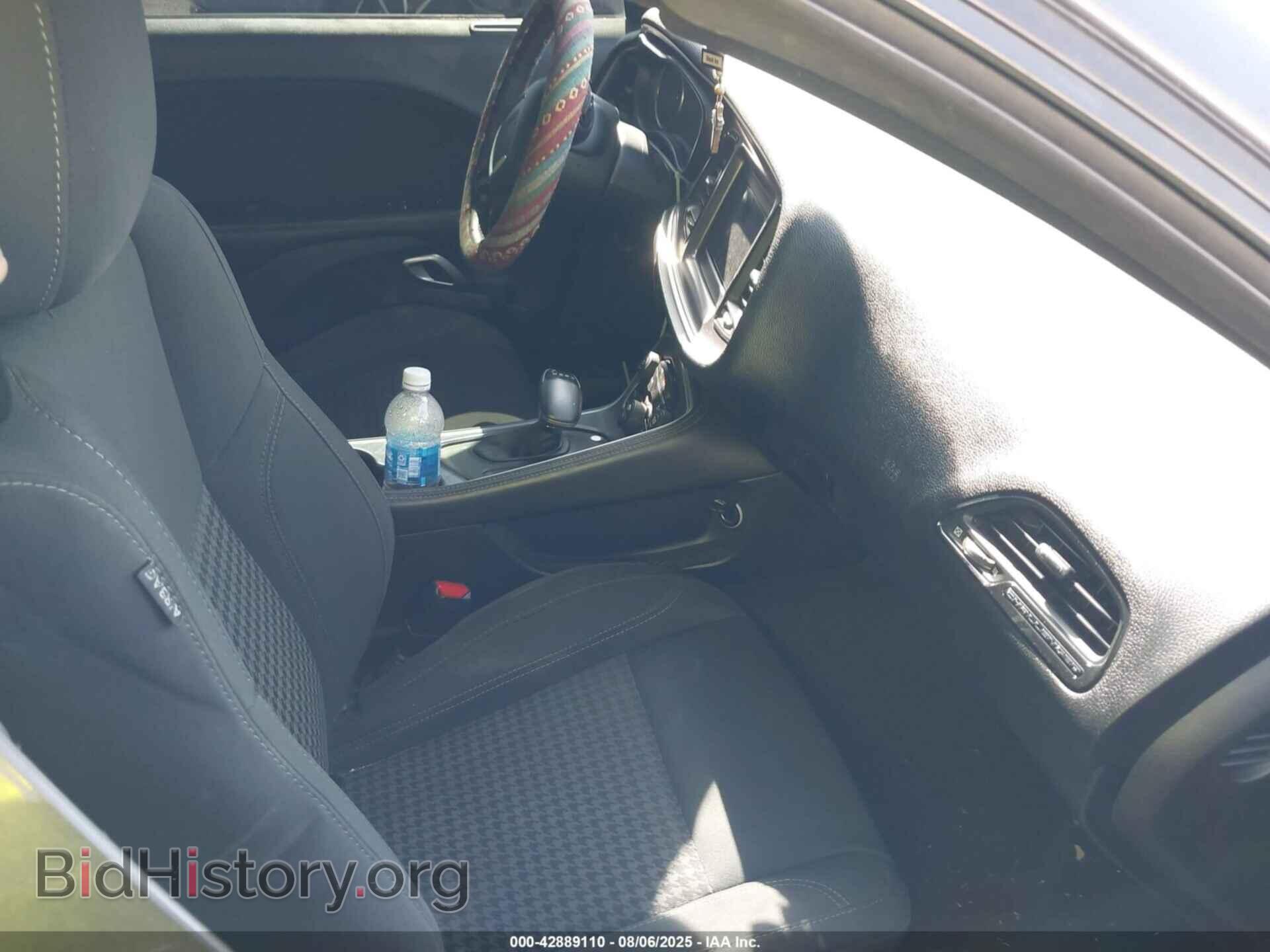 2019 DODGE CHALLENGER - VIN: 2C3CDZAG2KH525470 - Photo 5