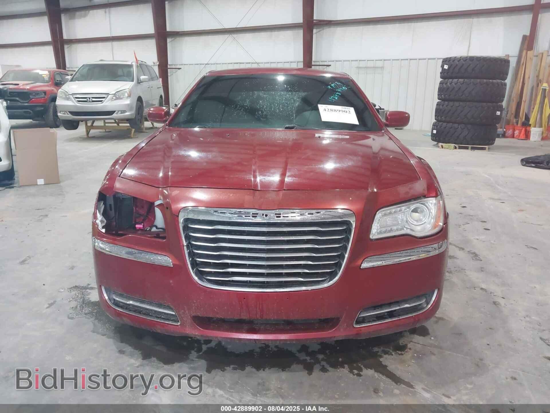 2014 CHRYSLER 300 - VIN: 2C3CCAAG2EH379967 - Photo 11