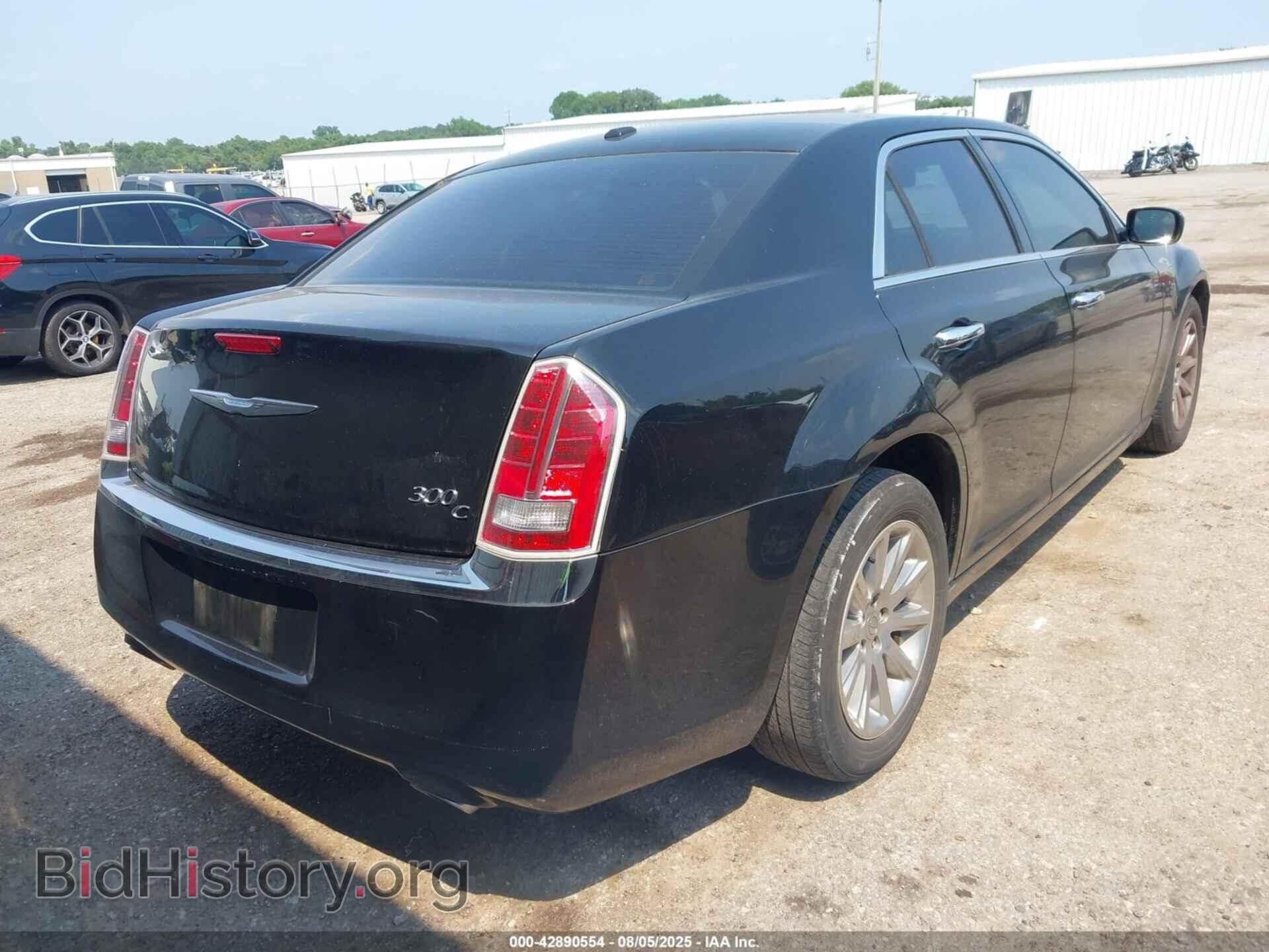 2013 CHRYSLER 300C - VIN: 2C3CCAET5DH650381 - Фото 4
