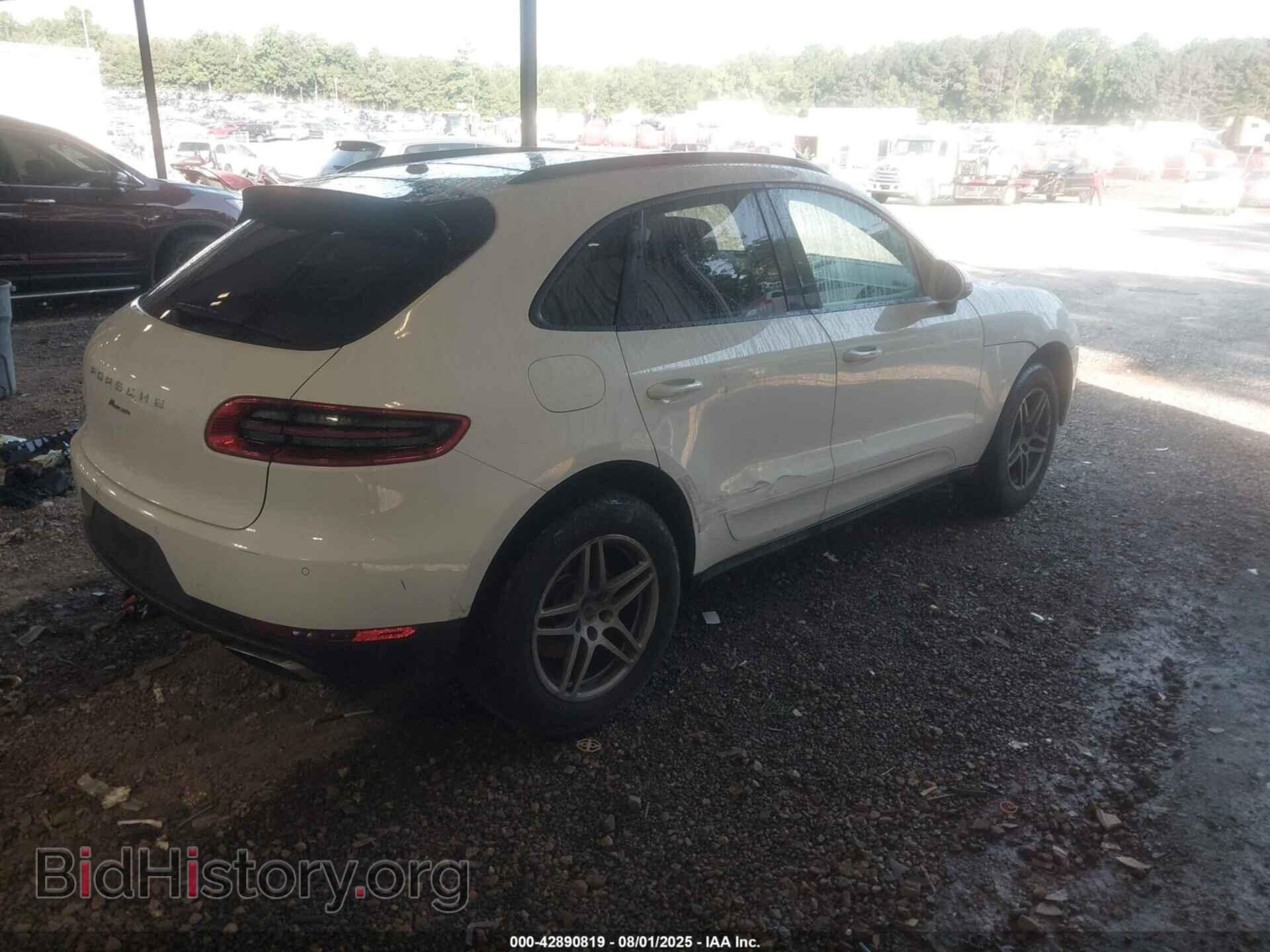2017 PORSCHE MACAN - VIN: WP1AA2A59HLB81938 - Photo 4
