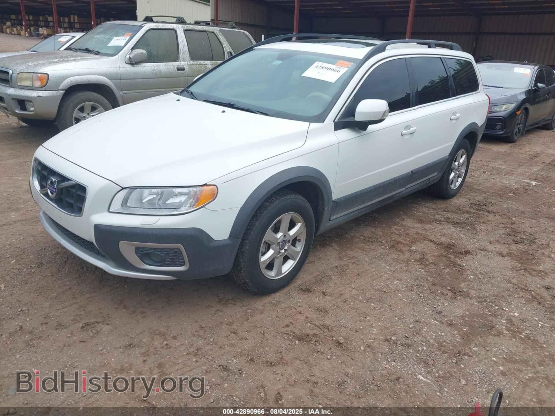 2011 VOLVO XC70 - VIN: YV4952BL0B1102484 - Фото 2