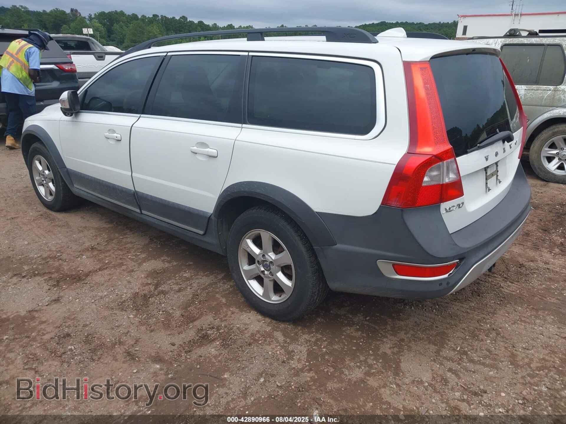2011 VOLVO XC70 - VIN: YV4952BL0B1102484 - Фото 3