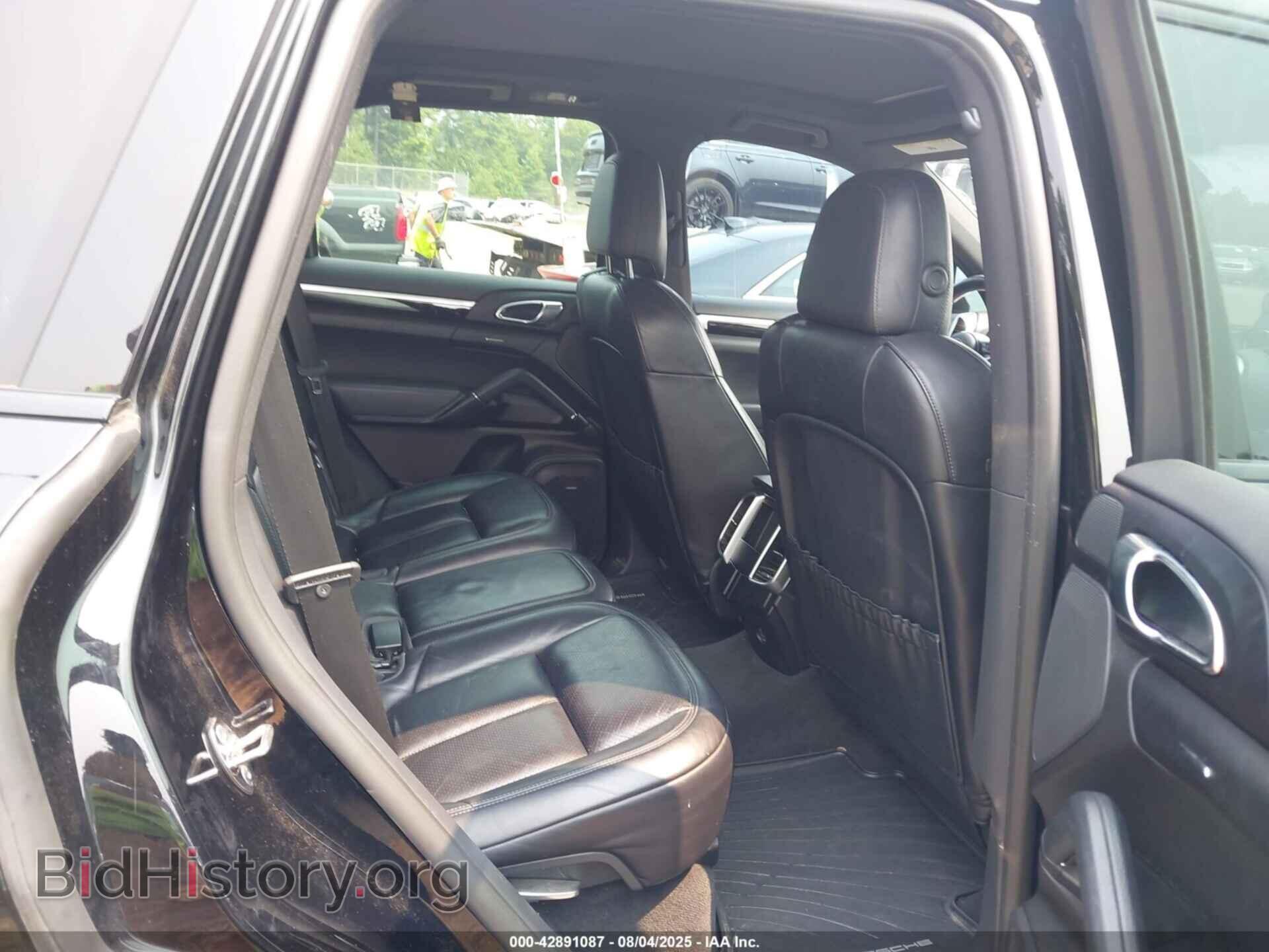 2017 PORSCHE CAYENNE - VIN: WP1AA2A24HKA83525 - Фото 8