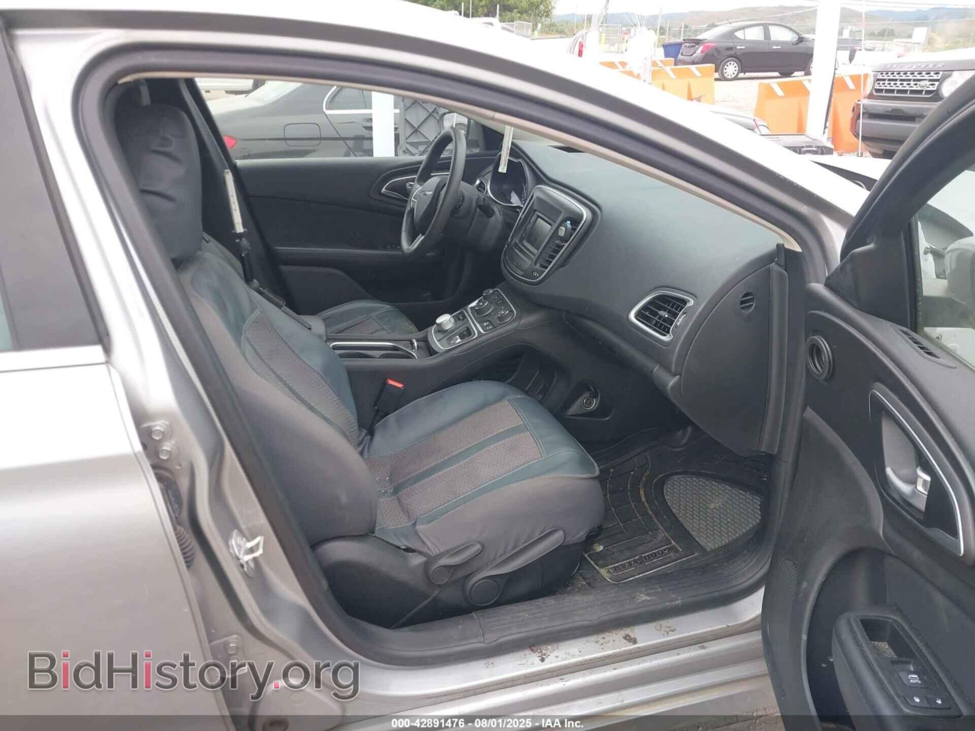2016 CHRYSLER 200 - VIN: 1C3CCCAB0GN165554 - Фото 5