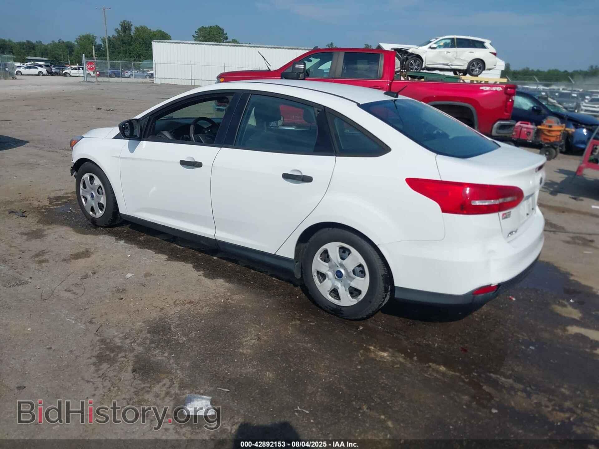 2016 FORD FOCUS - VIN: 1FADP3E2XGL242513 - Фото 3