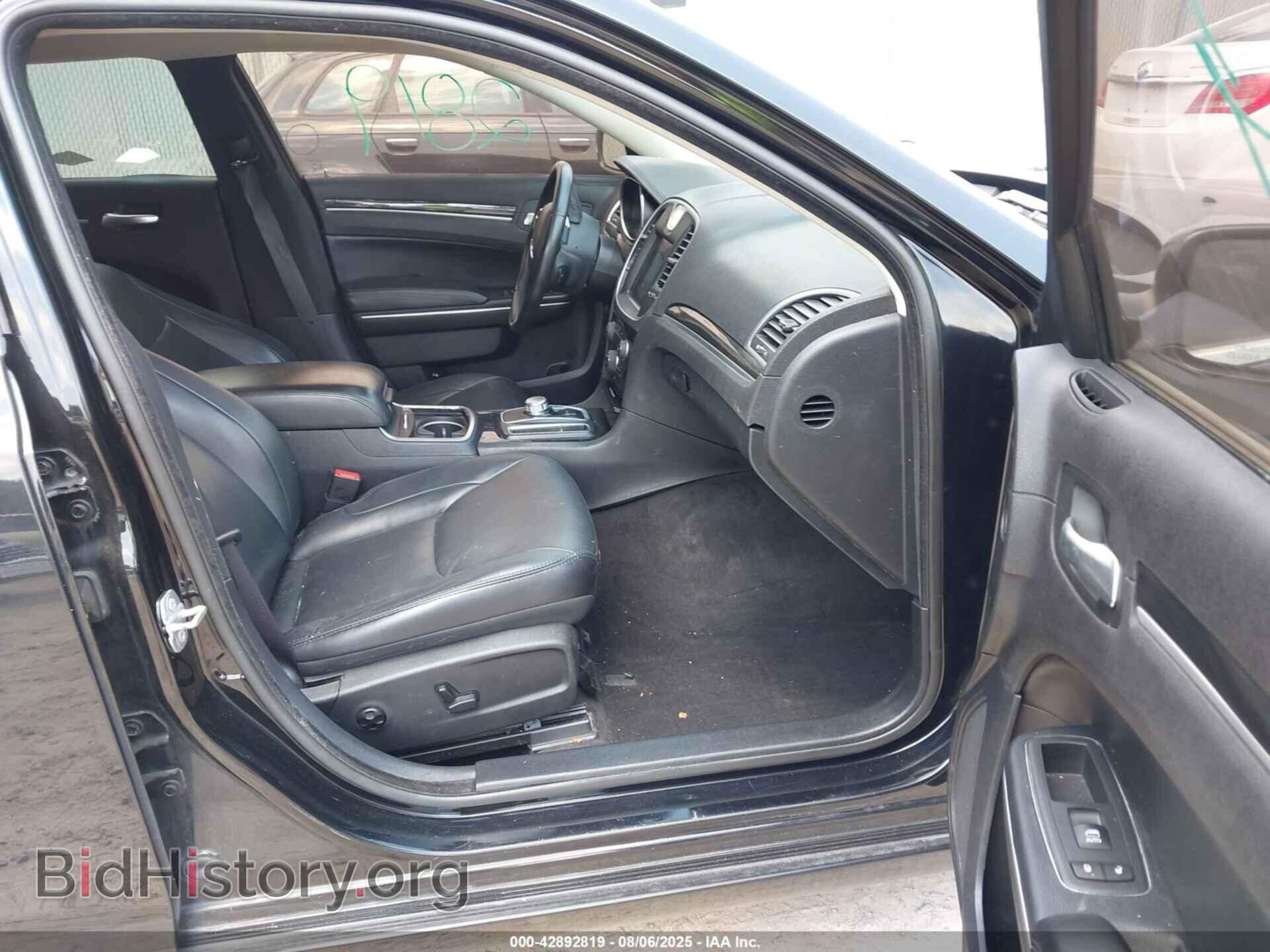 2016 CHRYSLER 300 - VIN: 2C3CCARG6GH170965 - Фото 5