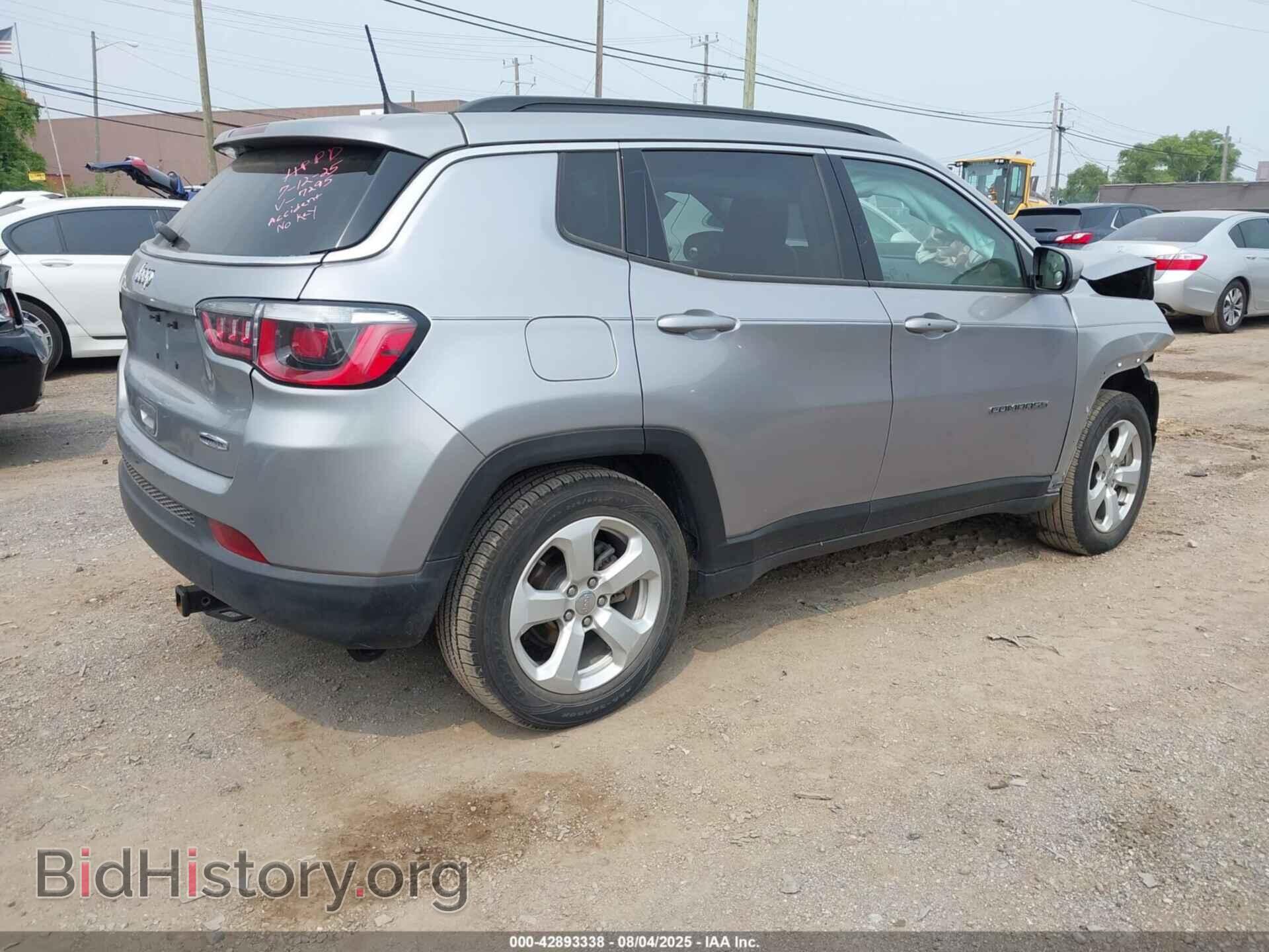 2019 JEEP COMPASS - VIN: 3C4NJCBB1KT667295 - Фото 4