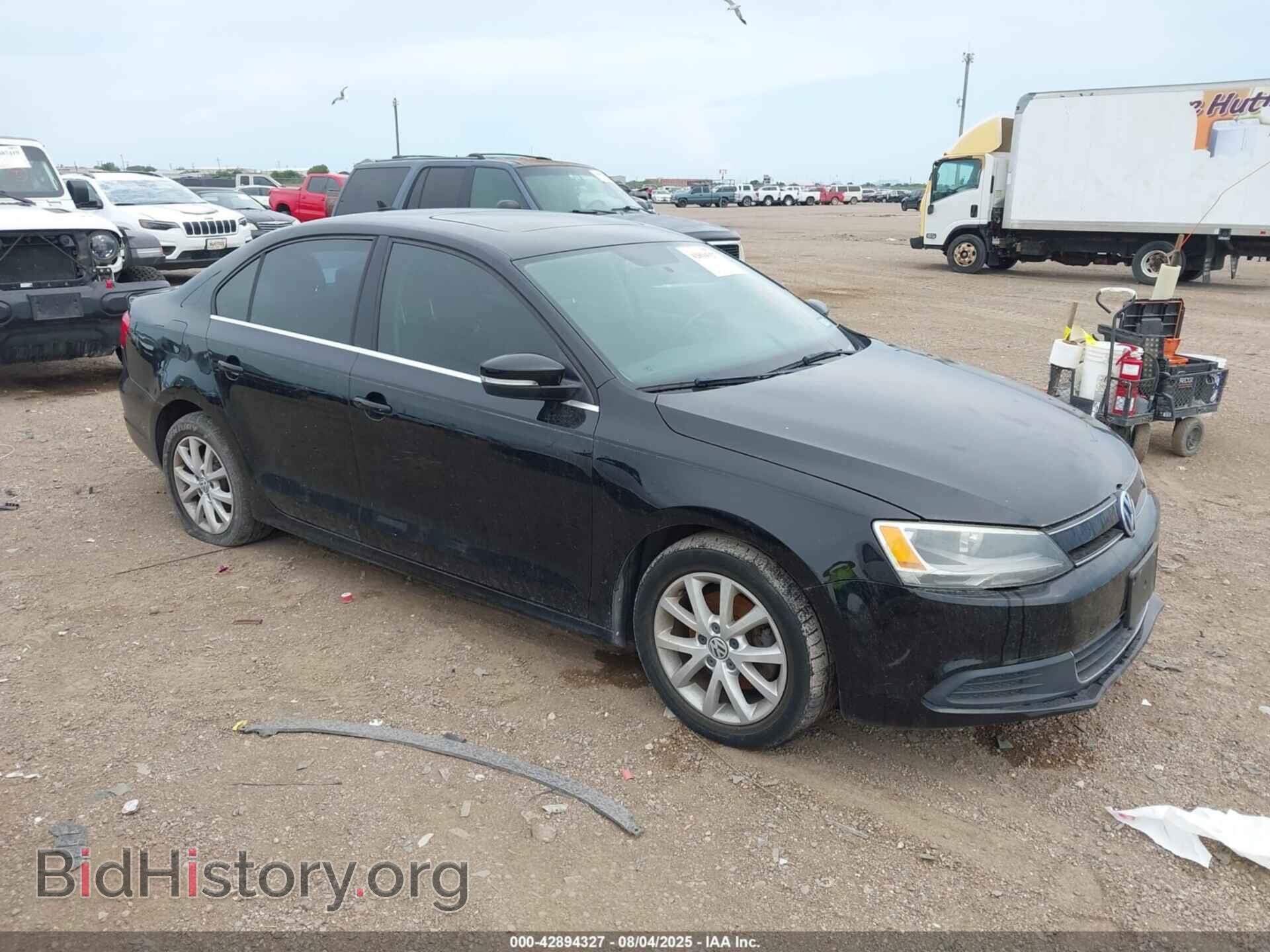 Фотография 3VWD07AJ8EM434007 - VOLKSWAGEN JETTA 2014