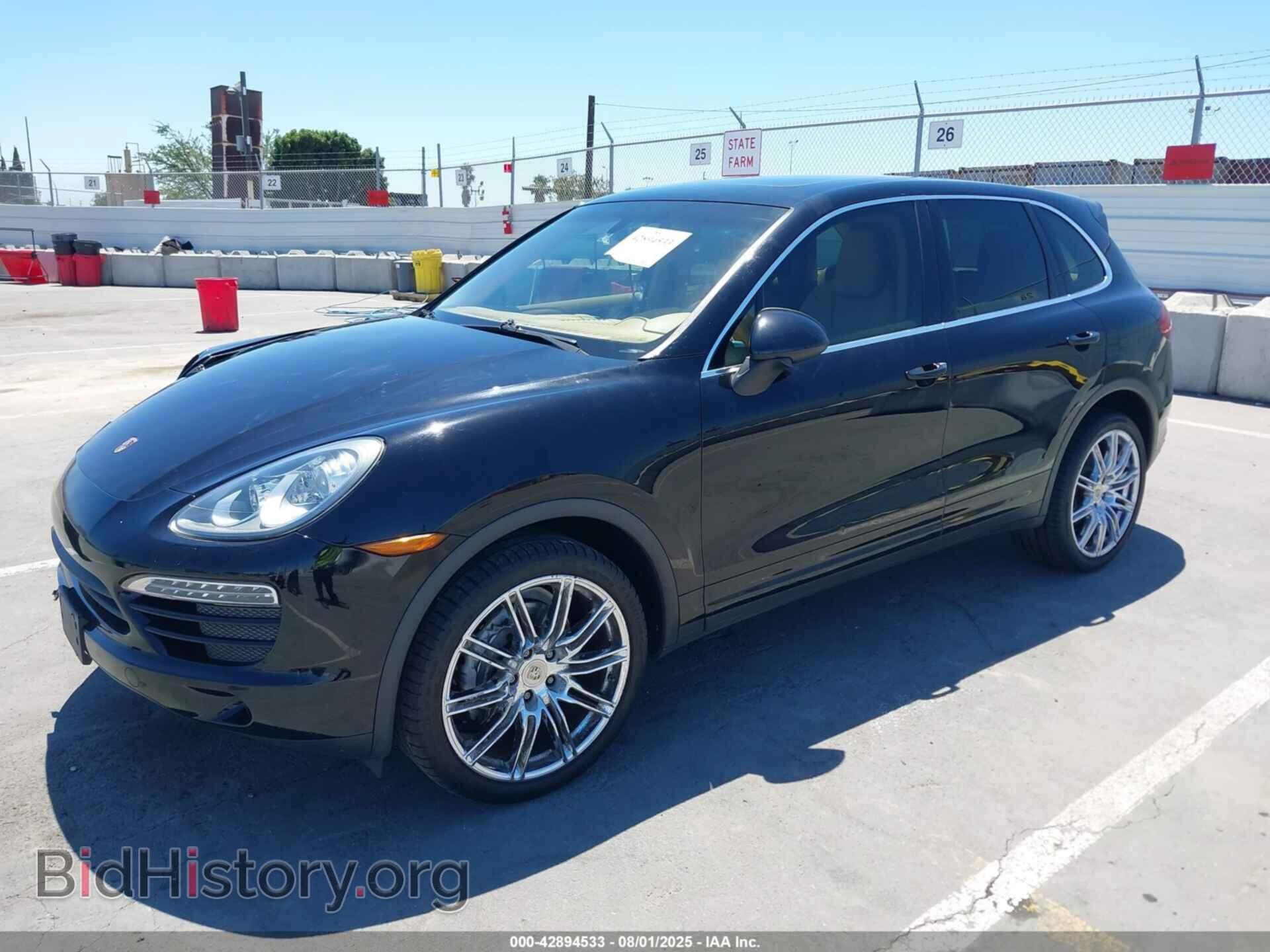 2011 PORSCHE CAYENNE - VIN: WP1AA2A24BLA04999 - Фото 2