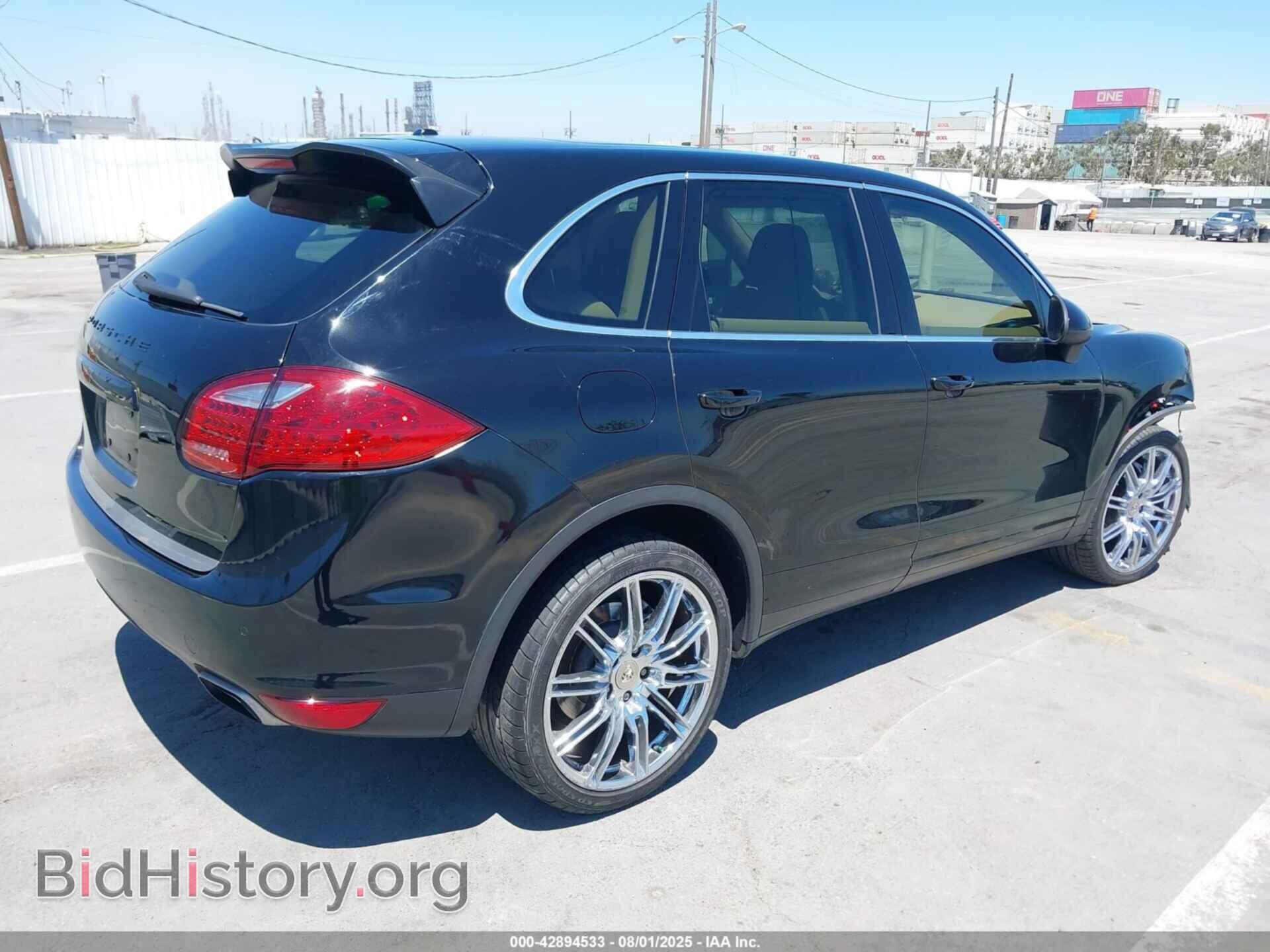 2011 PORSCHE CAYENNE - VIN: WP1AA2A24BLA04999 - Фото 4