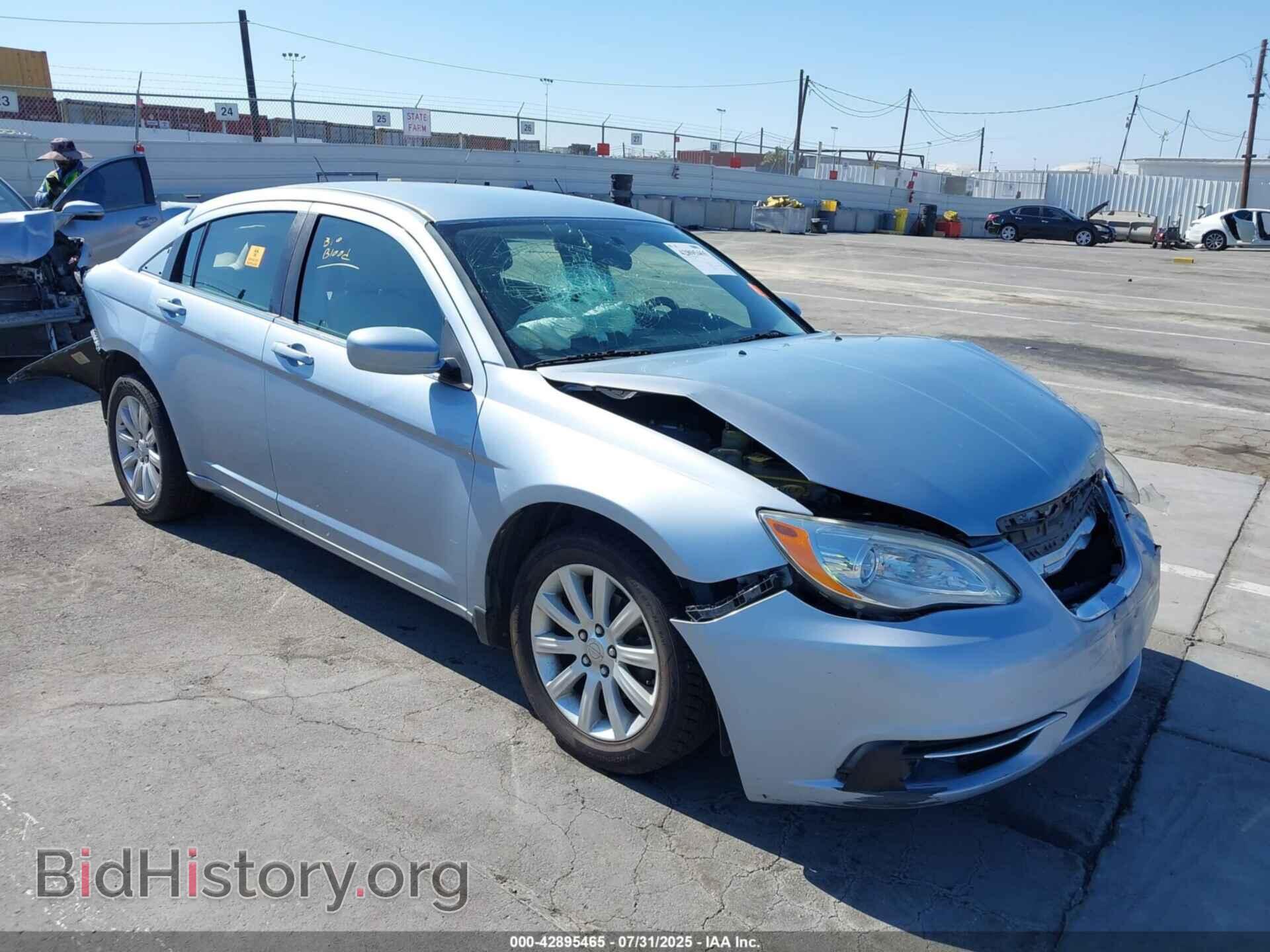 Photo 1C3CCBBB3DN588813 - CHRYSLER 200 2013