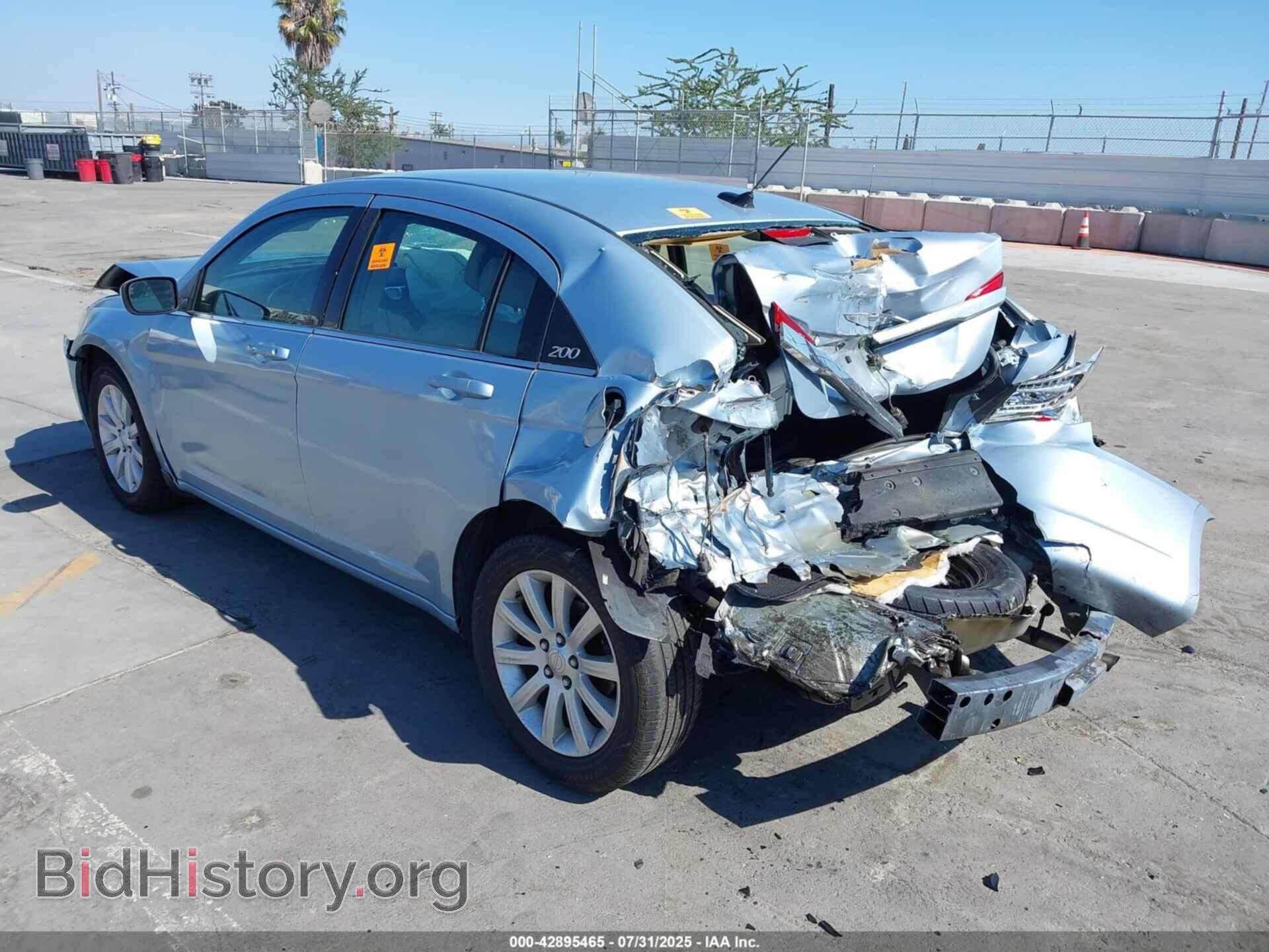 2013 CHRYSLER 200 - VIN: 1C3CCBBB3DN588813 - Фото 3