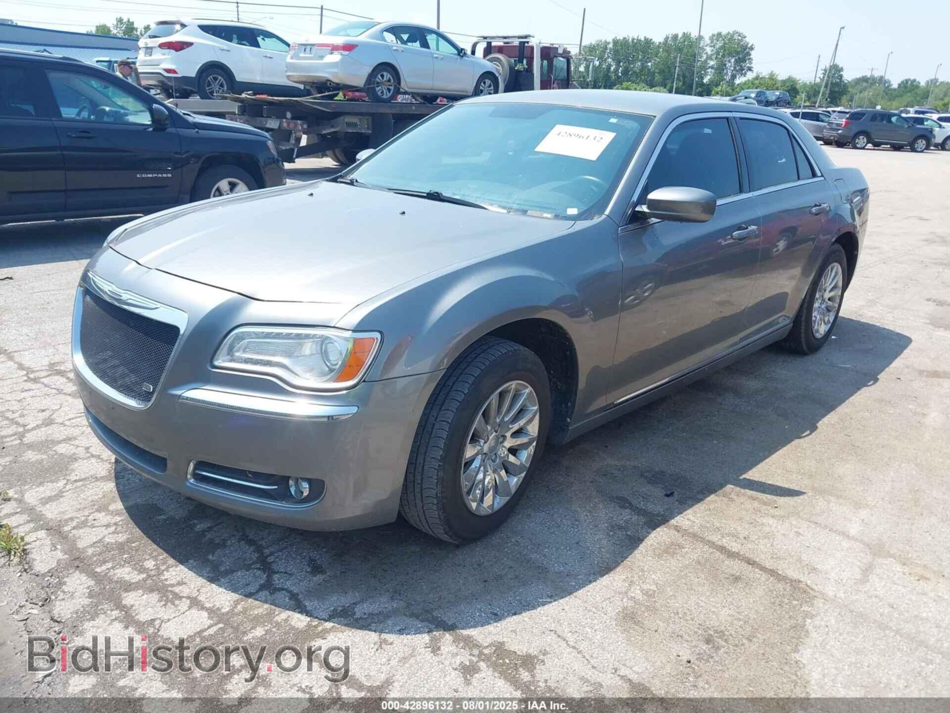 2012 CHRYSLER 300 - VIN: 2C3CCAAG0CH312491 - Фото 2