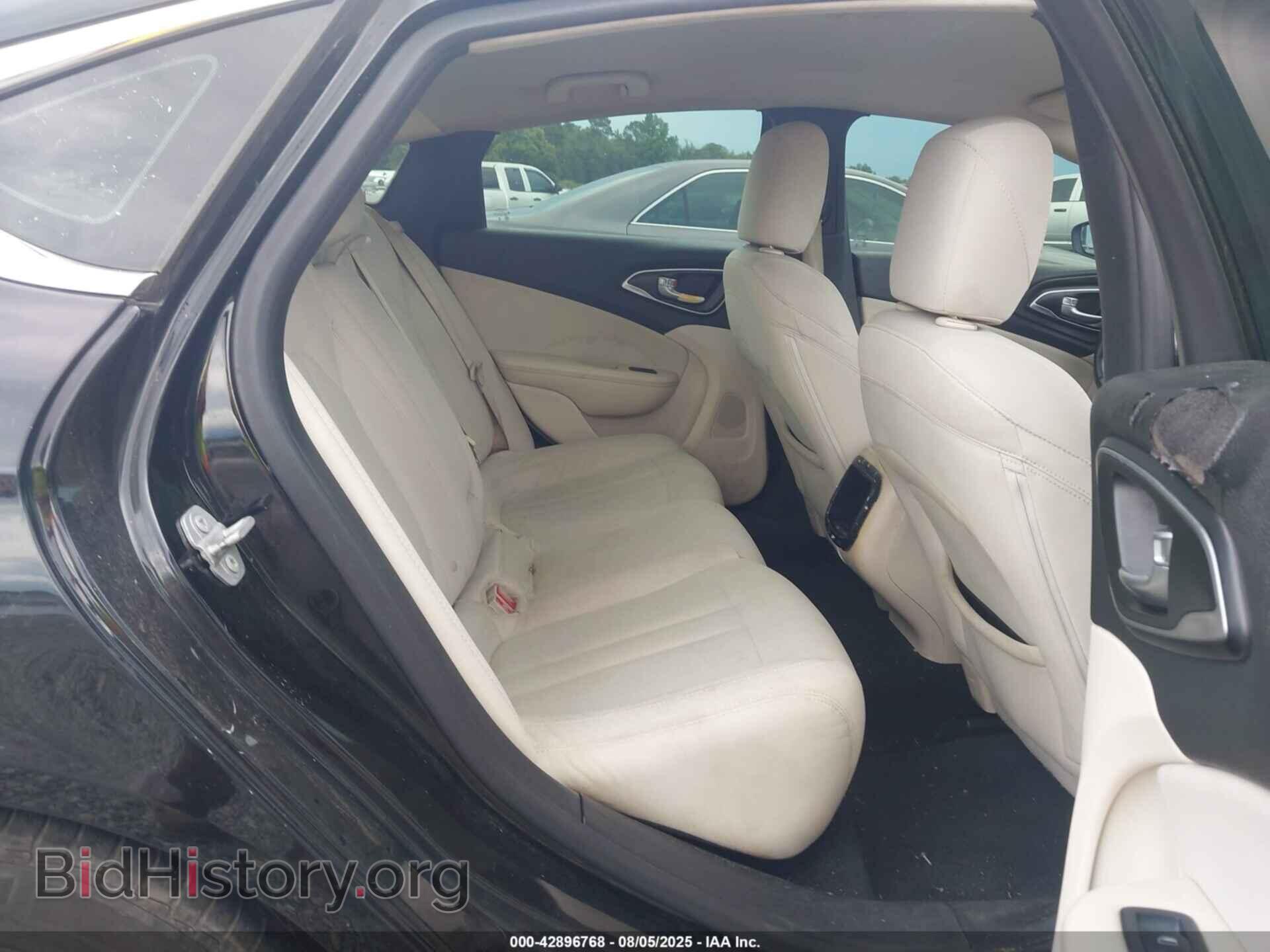 2015 CHRYSLER 200 - VIN: 1C3CCCAB3FN725792 - Фото 8