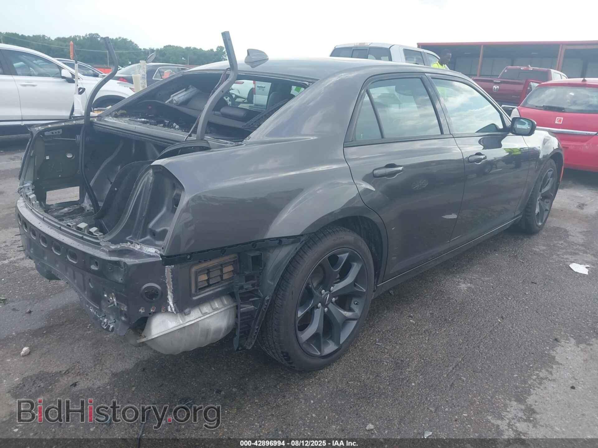 2023 CHRYSLER 300 - VIN: 2C3CCABG3PH608979 - Фото 4