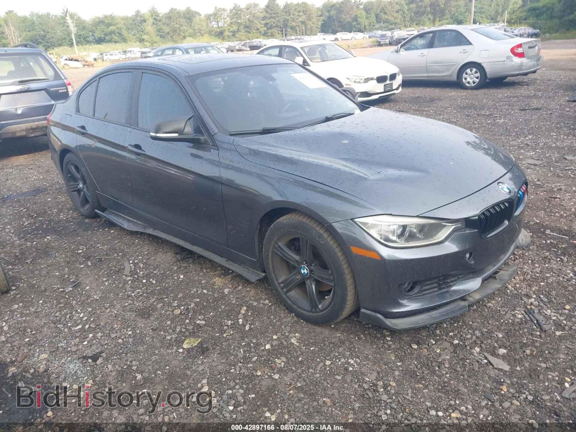 Фотография WBA3C3C50DF981346 - BMW 320I 2013