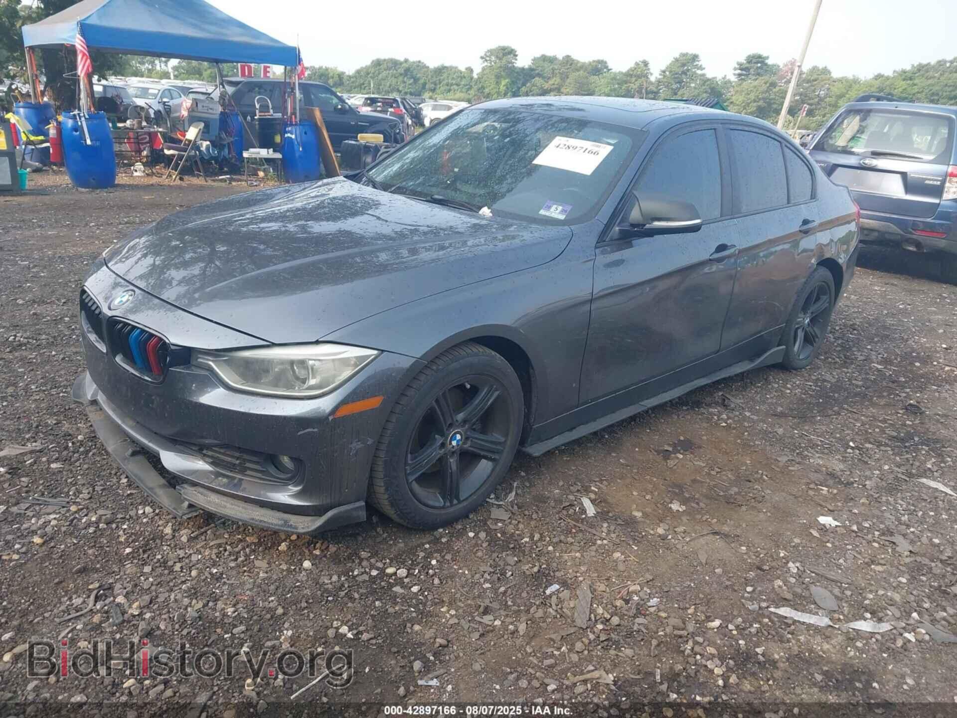 2013 BMW 320I - VIN: WBA3C3C50DF981346 - Фото 2