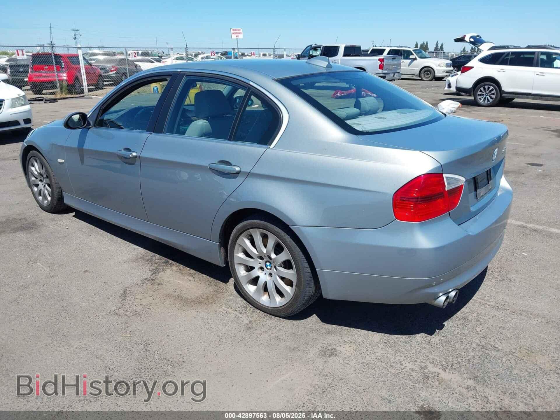 2006 BMW 330I - VIN: WBAVB33576PS18698 - Фото 3
