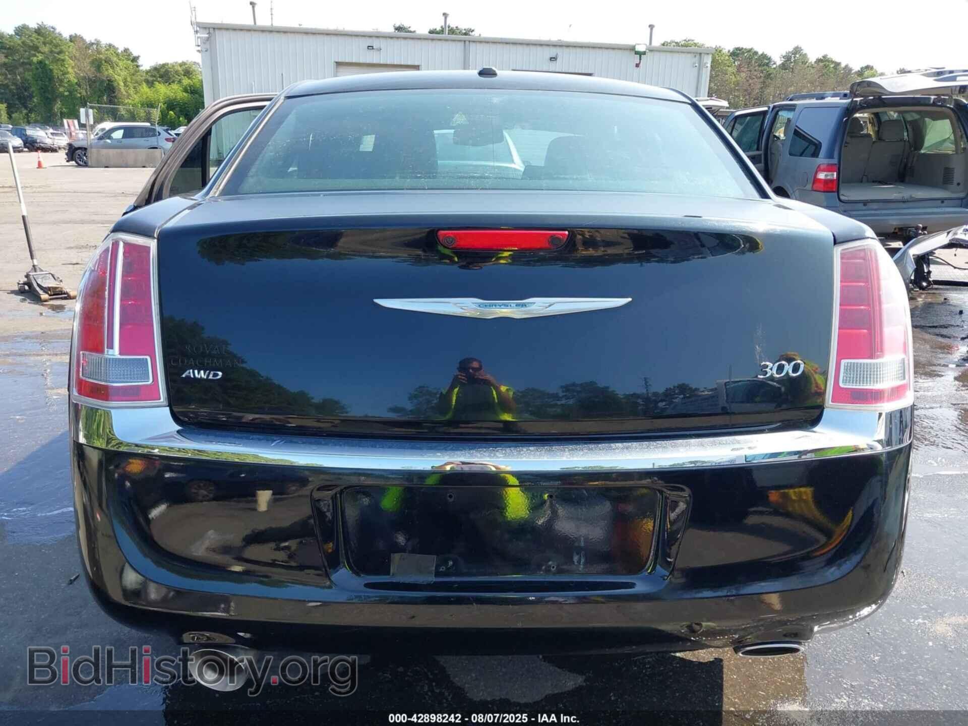 2014 CHRYSLER 300 - VIN: 2C3CCARG0EH358300 - Фото 16
