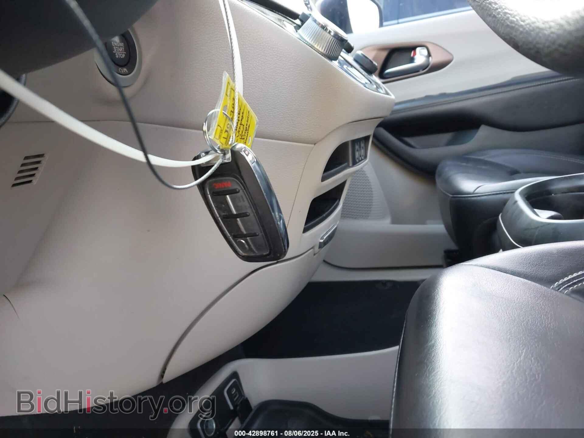 2021 CHRYSLER VOYAGER - VIN: 2C4RC1DG5MR520945 - Photo 11