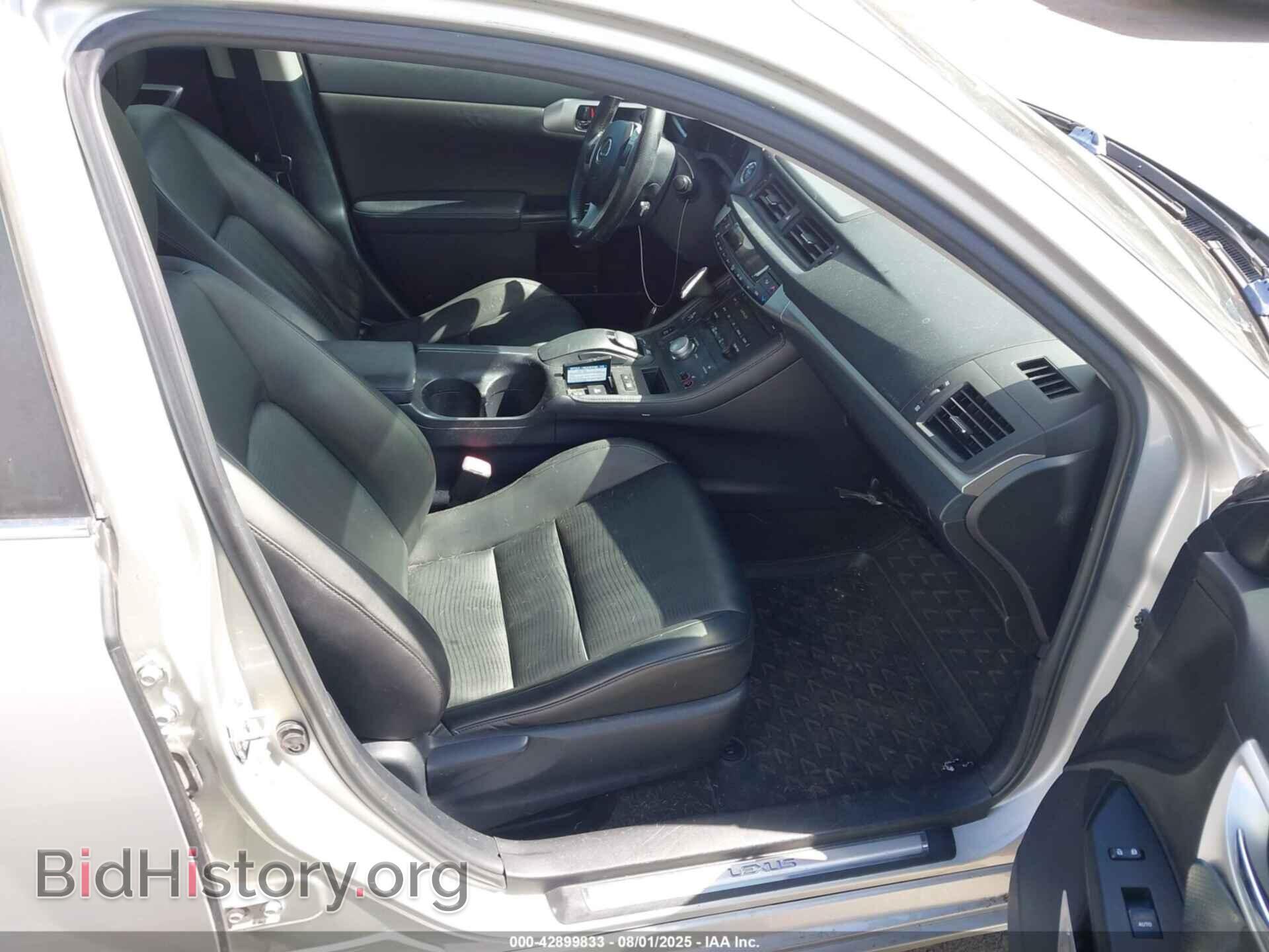 2011 LEXUS CT 200H - VIN: JTHKD5BH8B2026140 - Фото 5