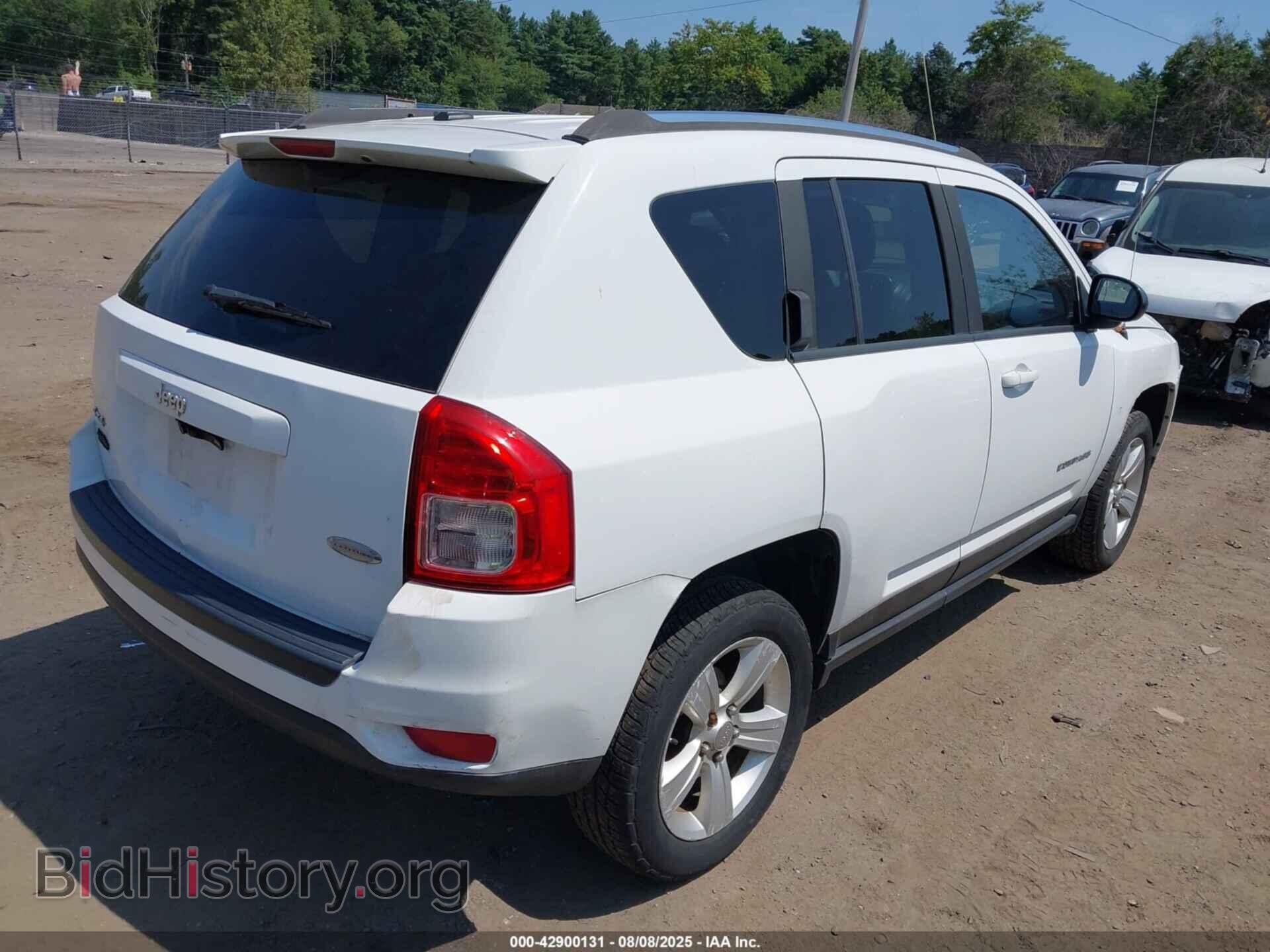 2012 JEEP COMPASS - VIN: 1C4NJDEB0CD638055 - Photo 4