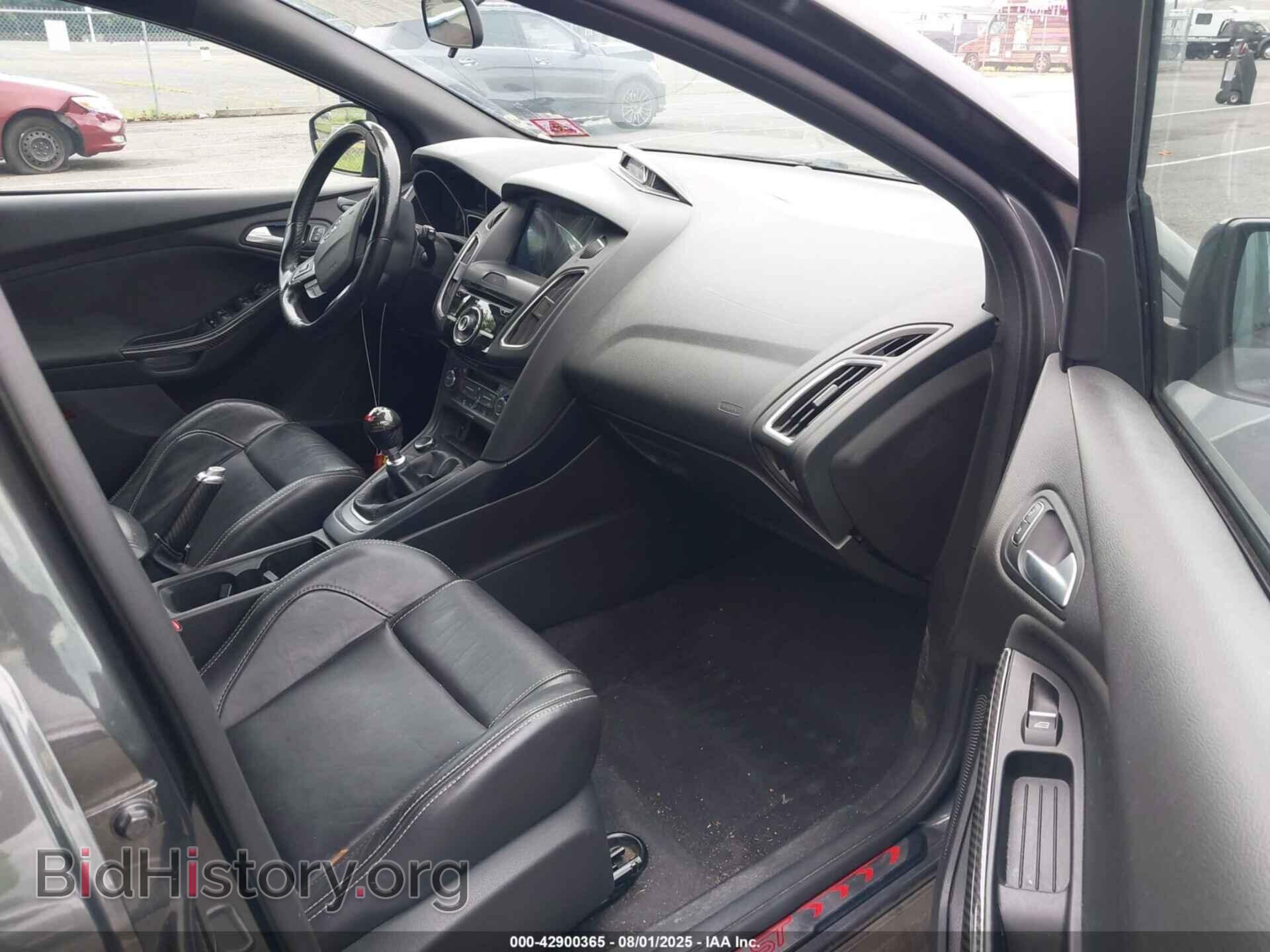 2017 FORD FOCUS ST - VIN: 1FADP3L94HL227247 - Photo 5